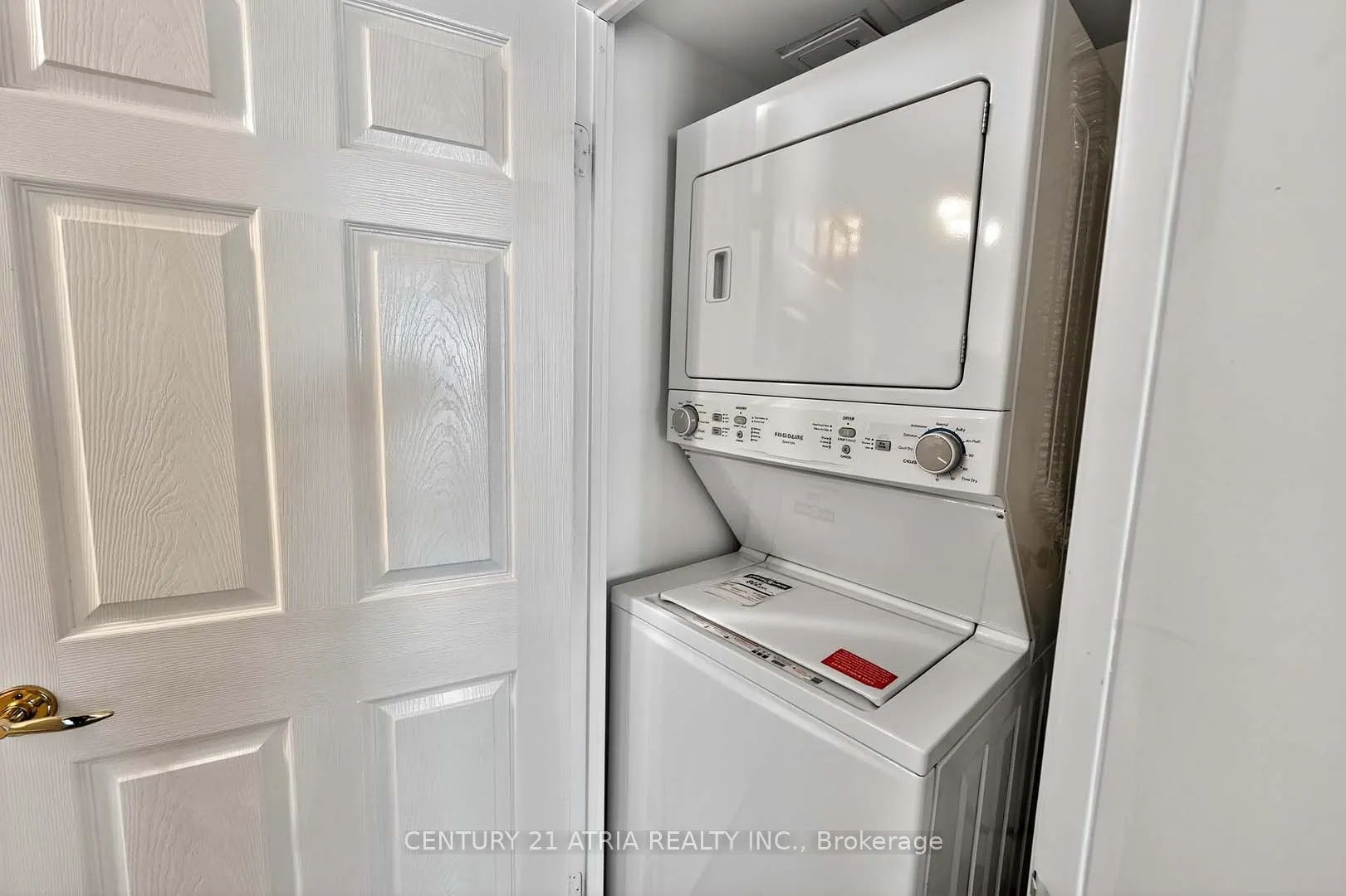 11 Lee Centre Drive, #1115