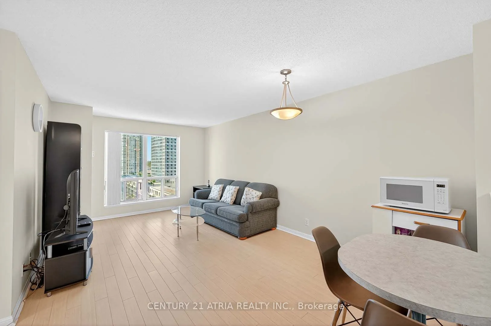 11 Lee Centre Drive, #1115