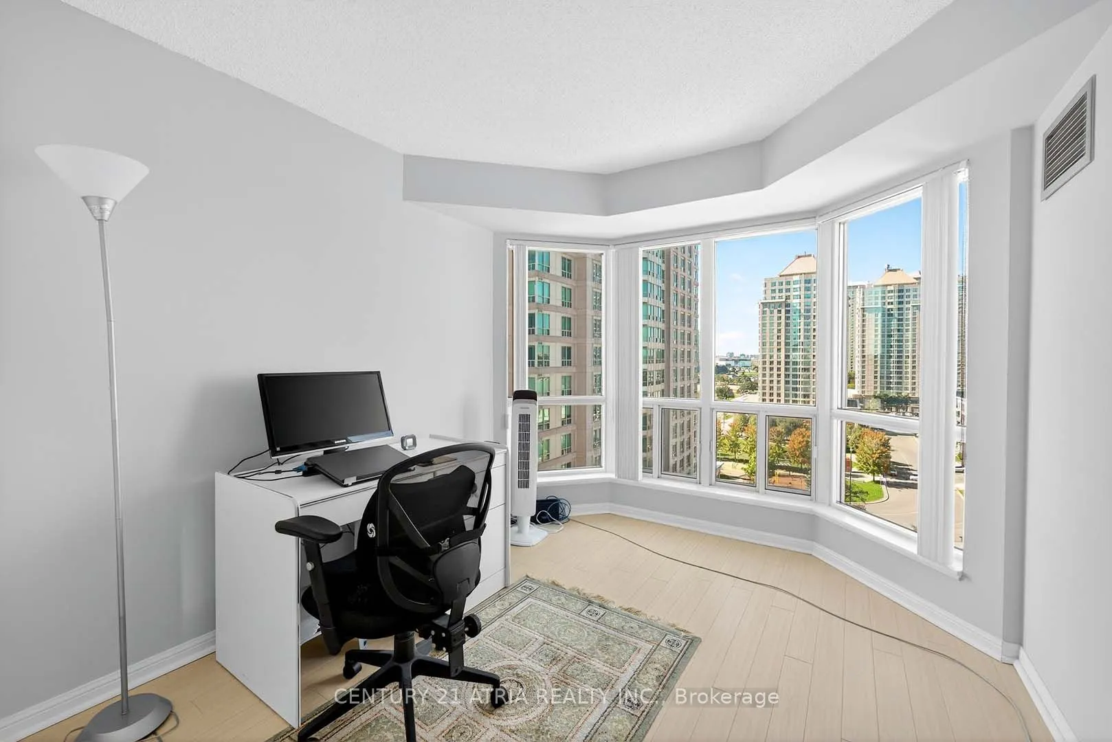 11 Lee Centre Drive, #1115
