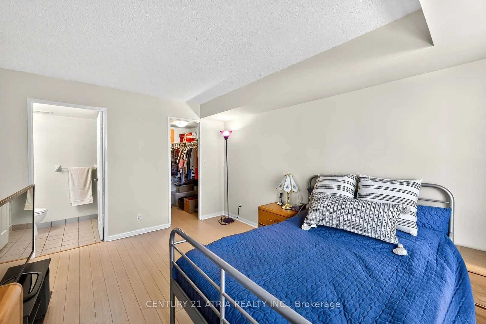 11 Lee Centre Drive, #1115