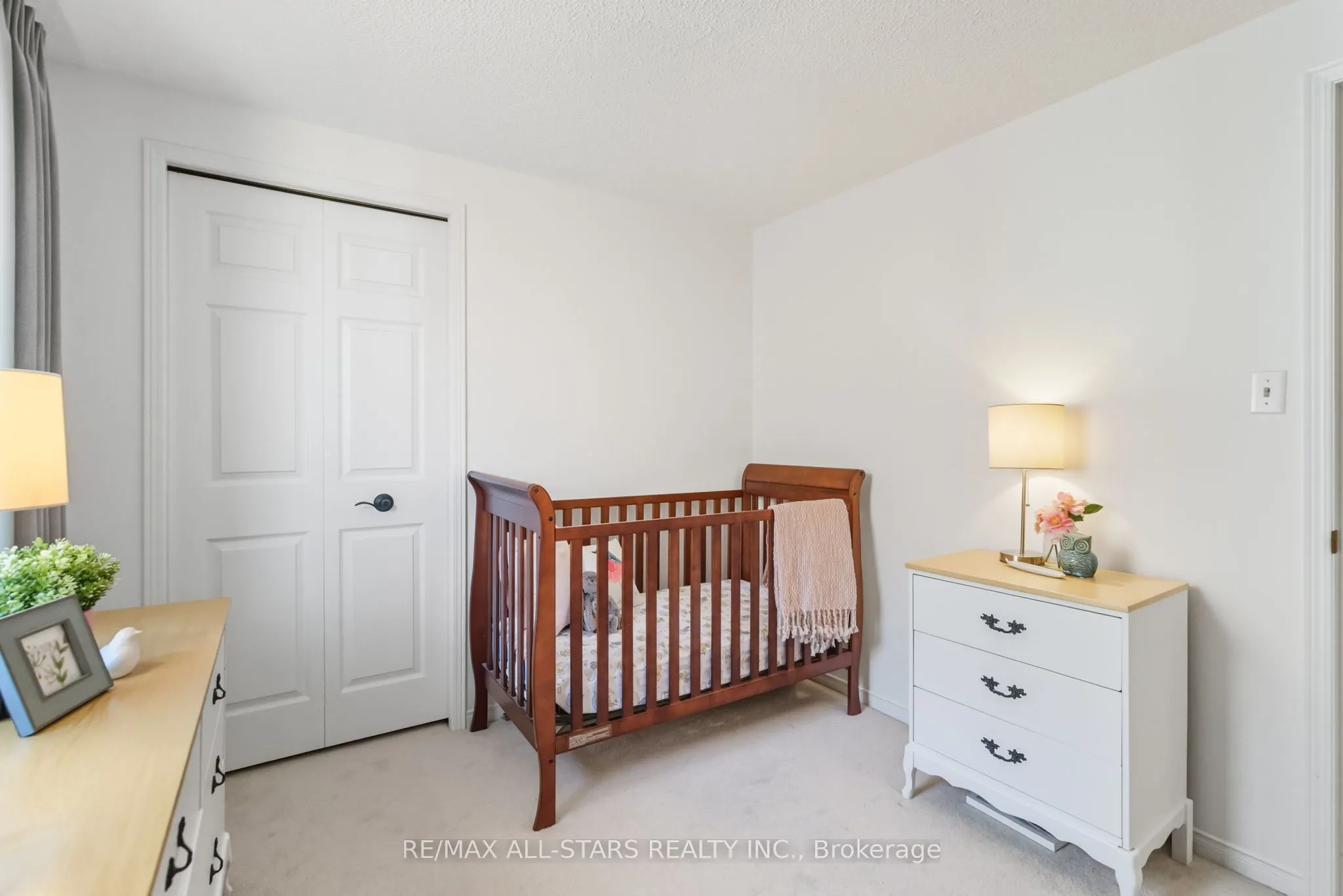 1094 Longbow Drive