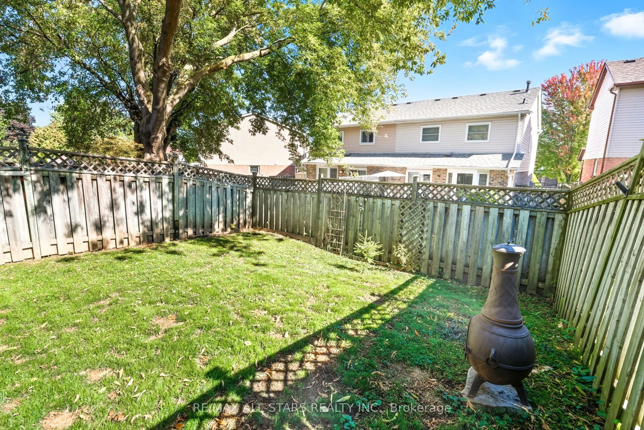 1094 Longbow Drive
