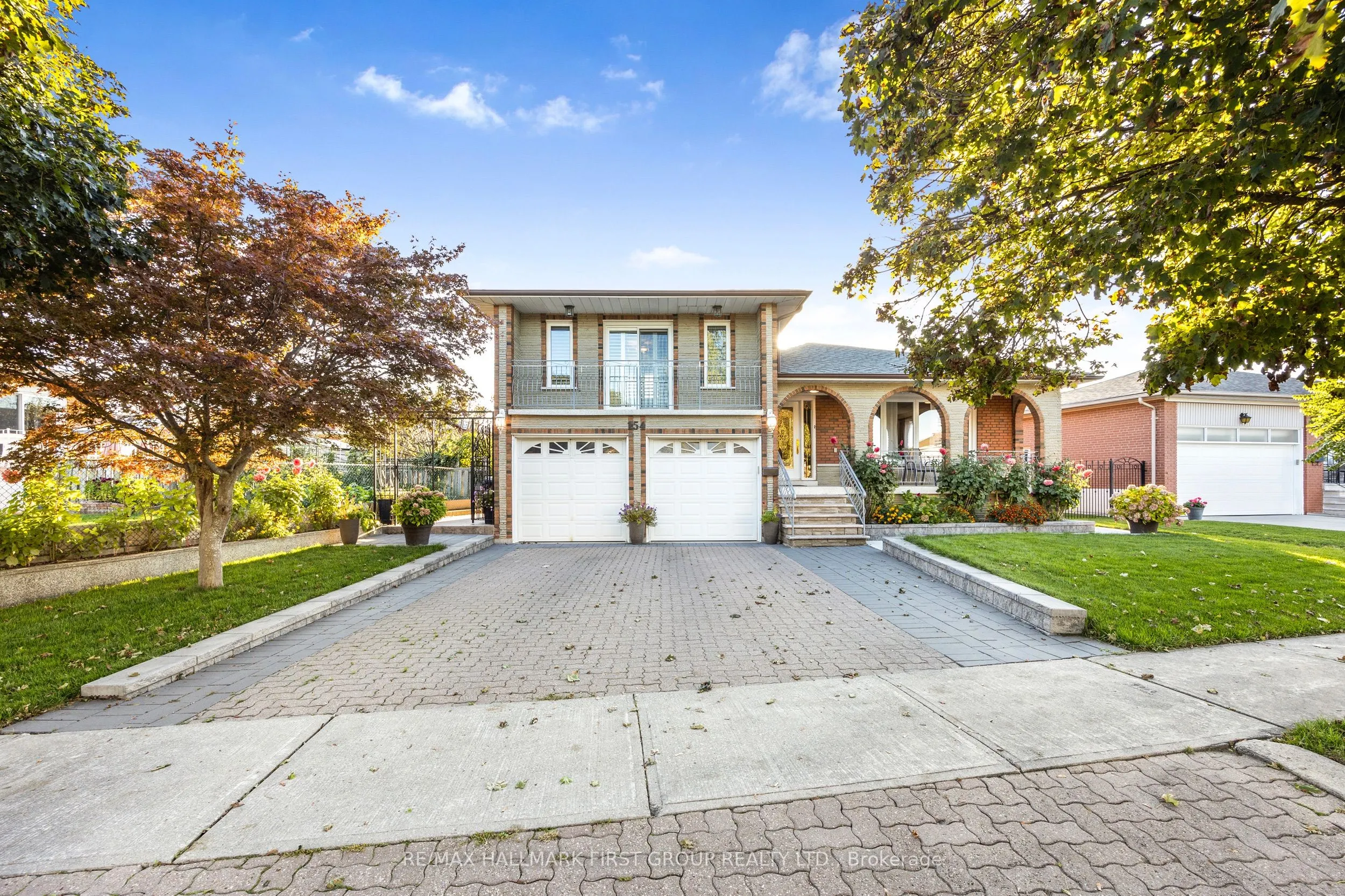 154 Fairglen Avenue