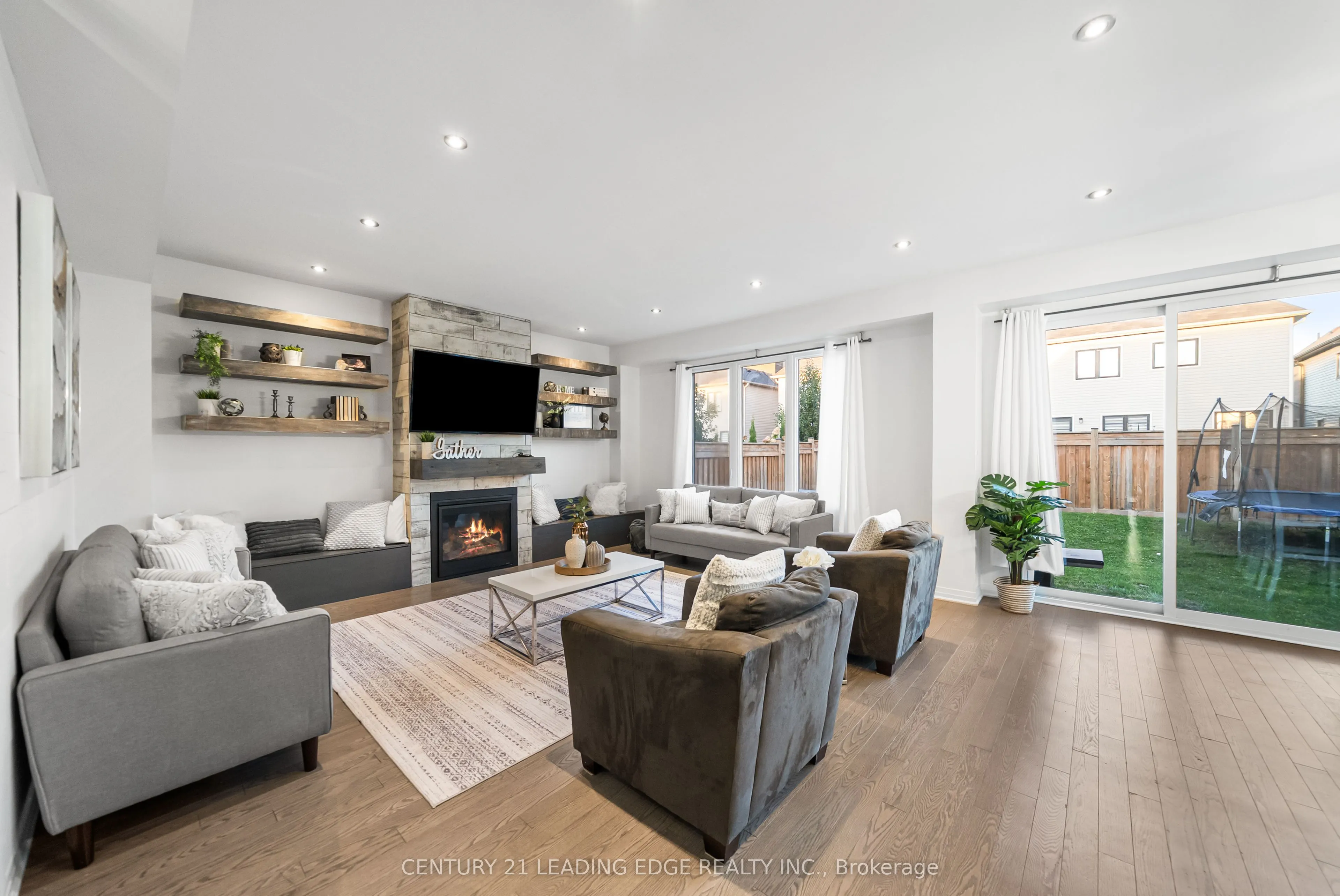 15 Larkin Lane