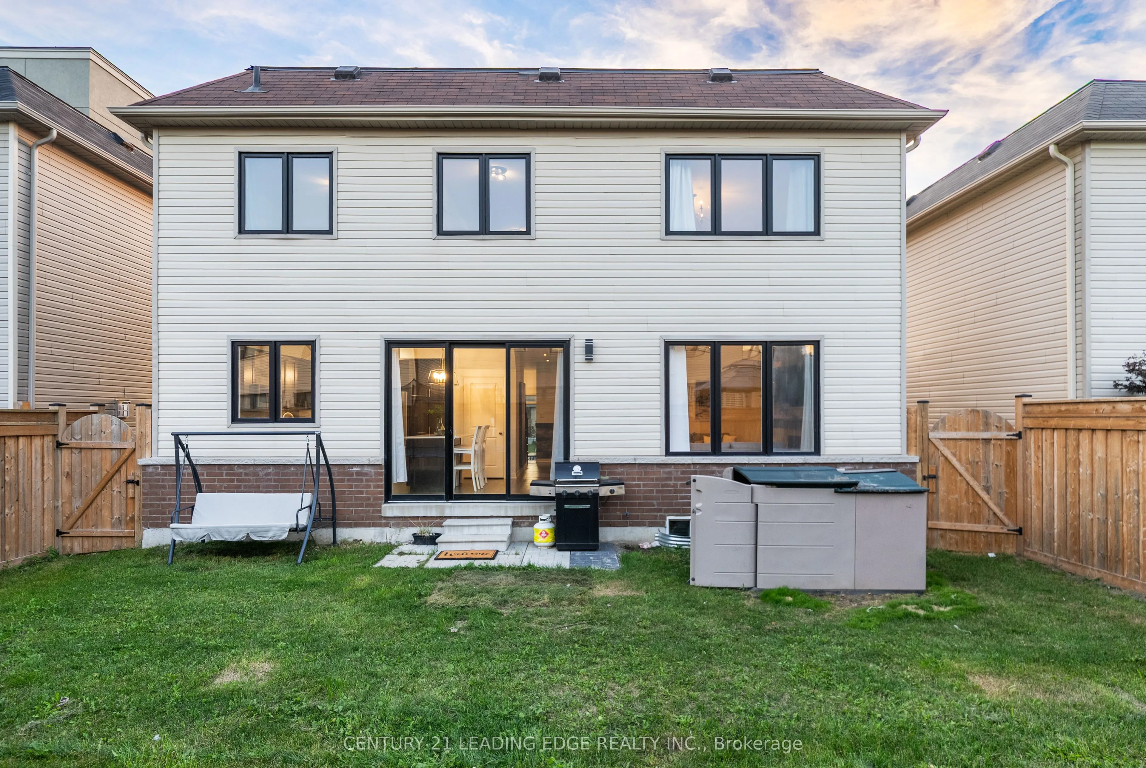 15 Larkin Lane