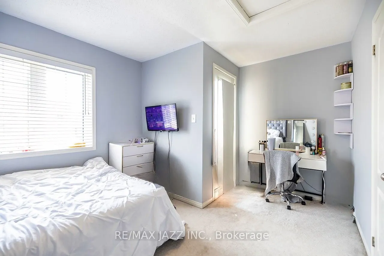 2307 Chevron Prince Path, #468