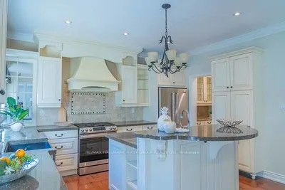 24 Portelli Crescent