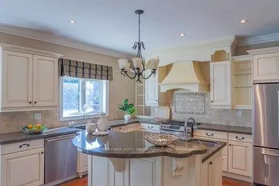 24 Portelli Crescent