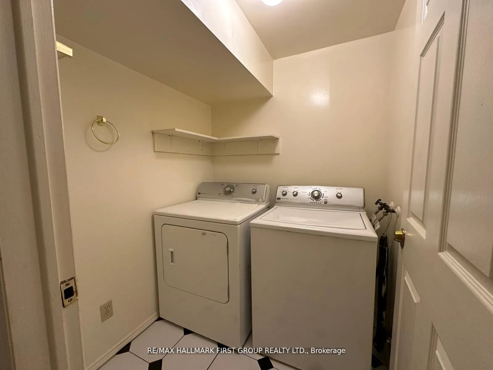 537 Sundown Crescent, #Bsmt