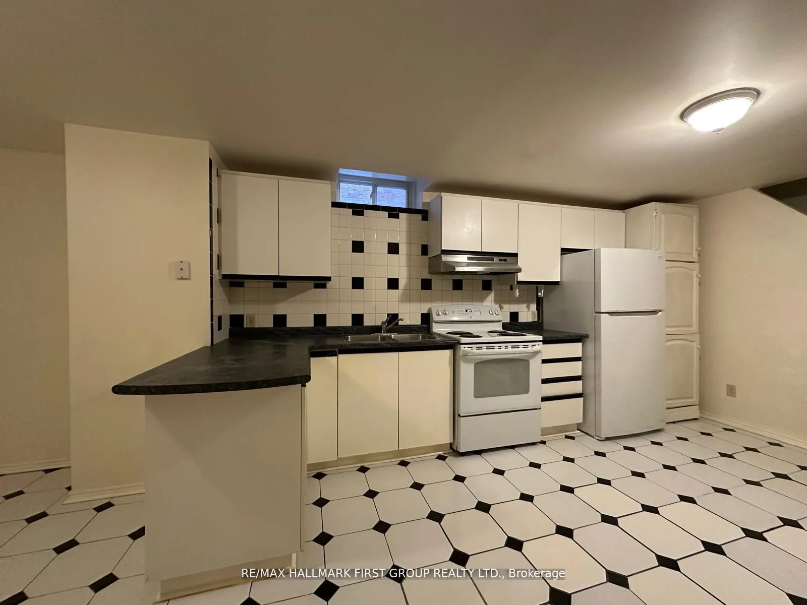 537 Sundown Crescent, #Bsmt