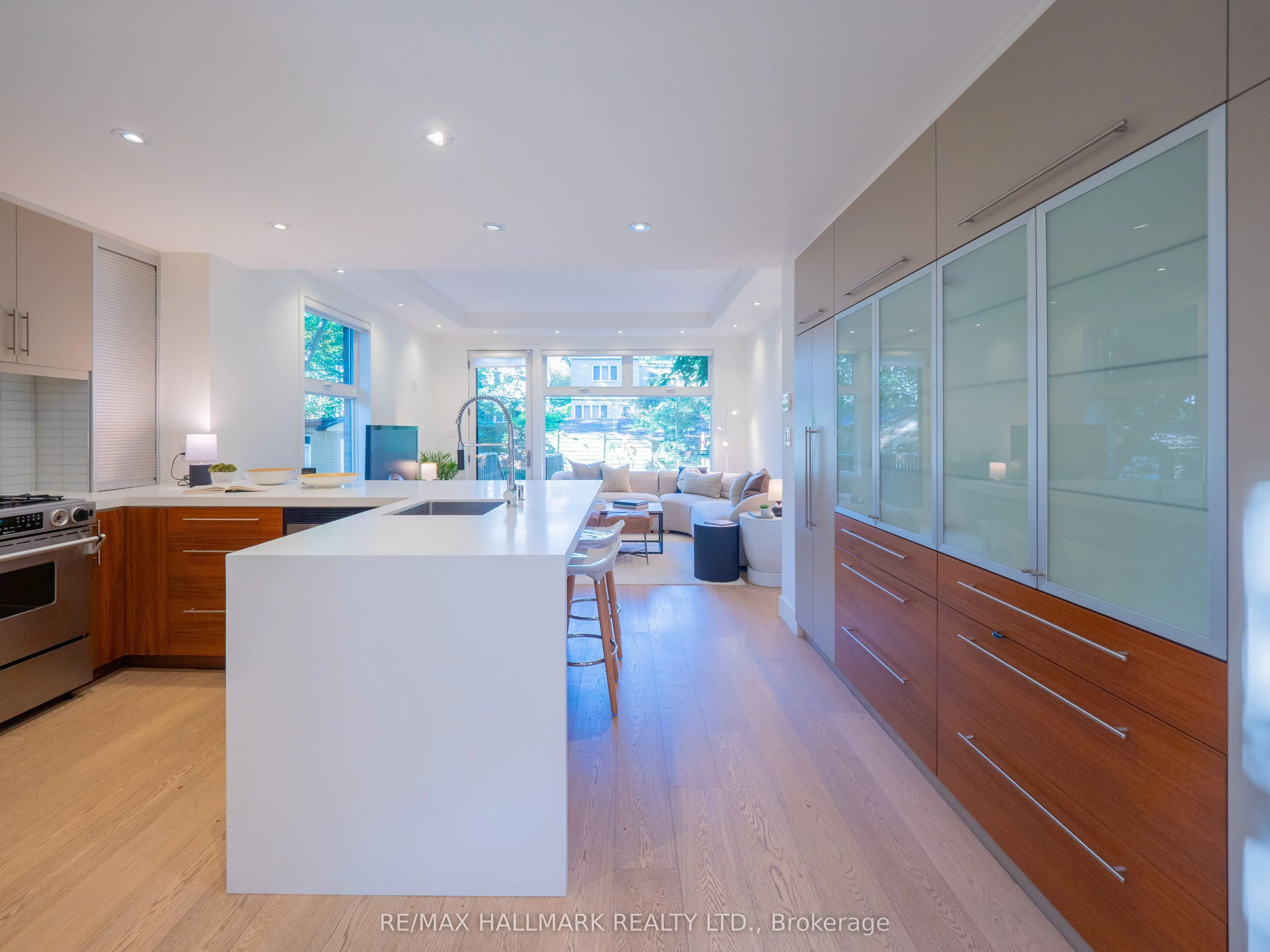 72 Bain Avenue