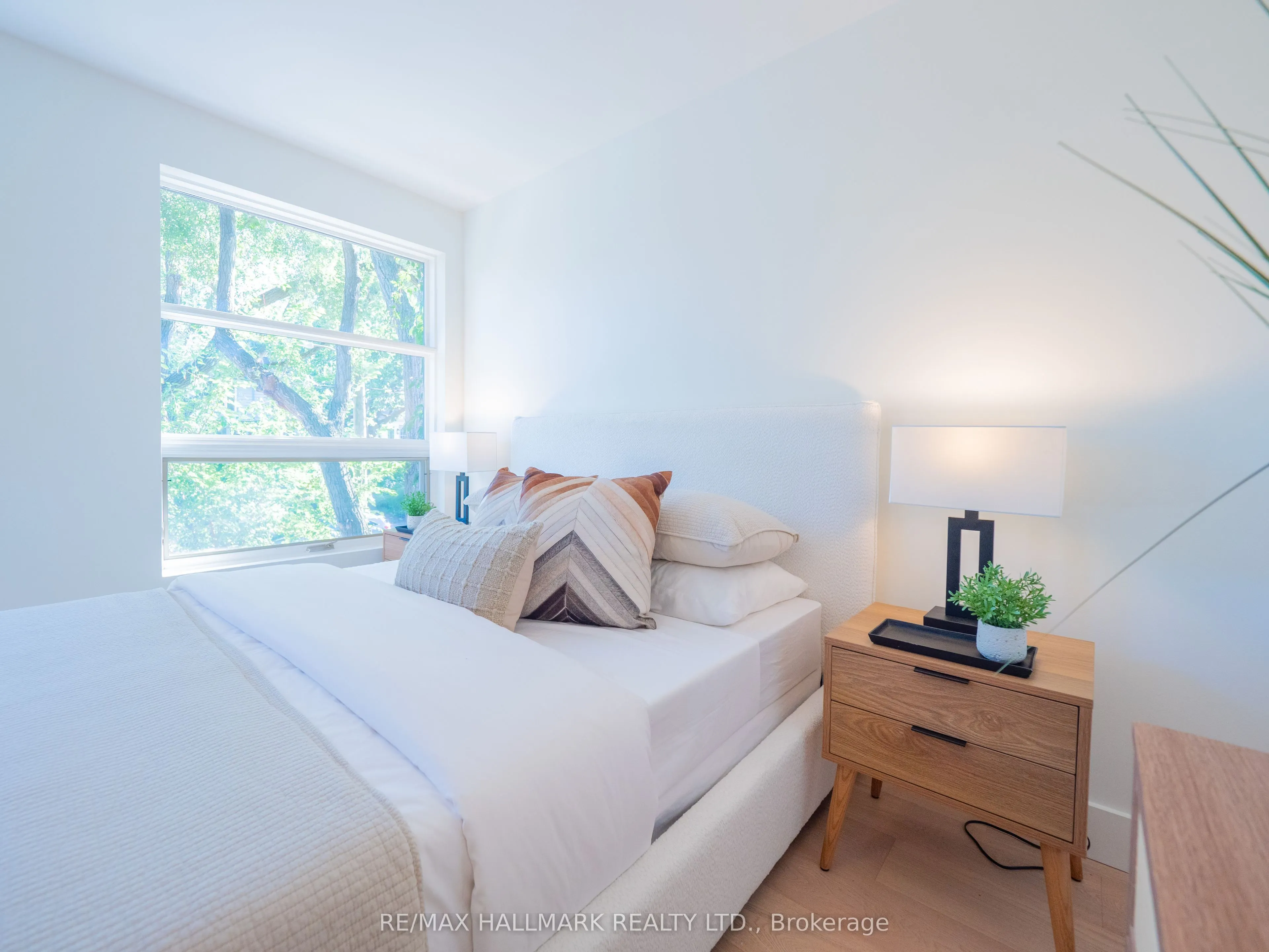 72 Bain Avenue