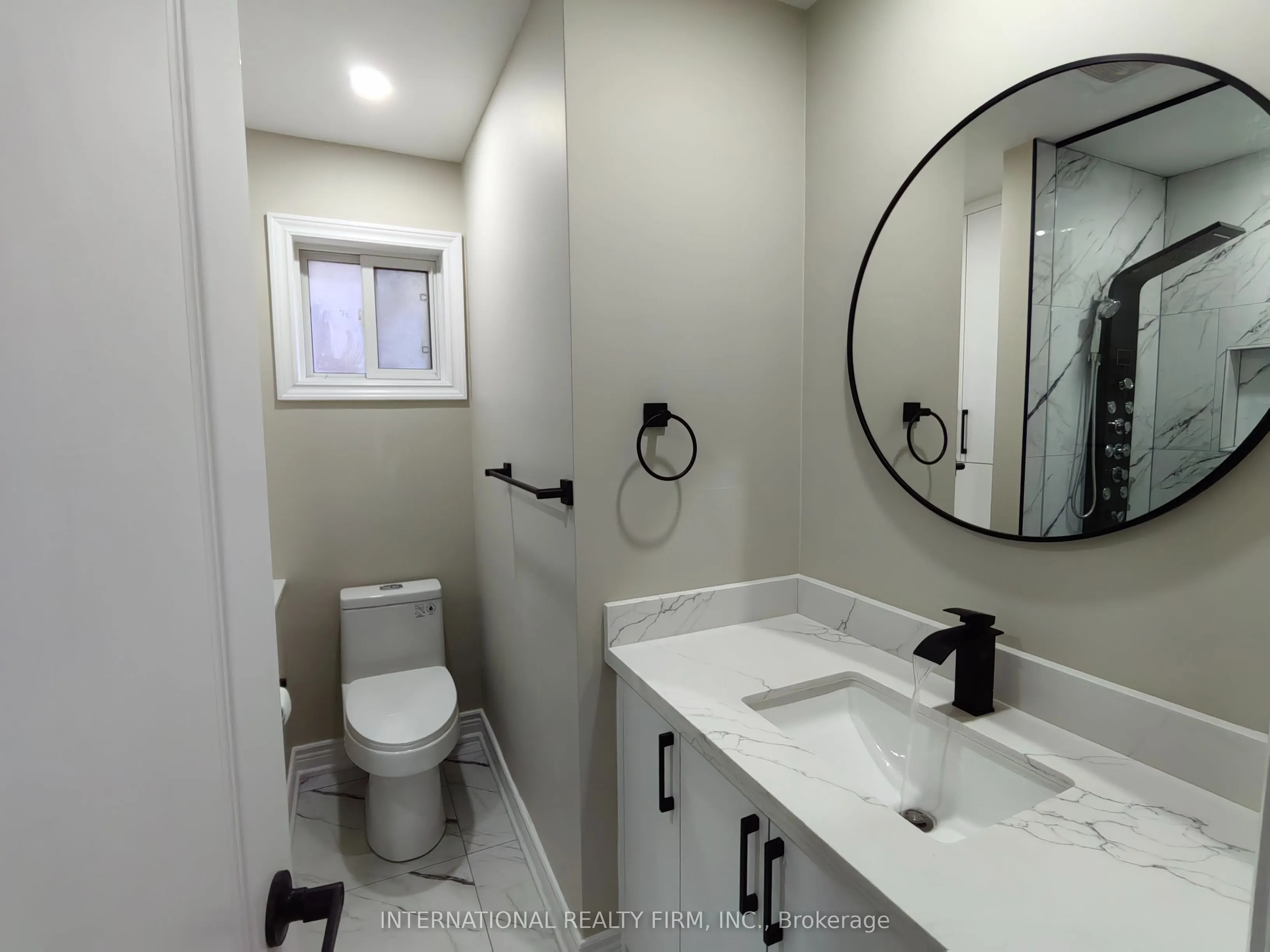463 Rossland Road E