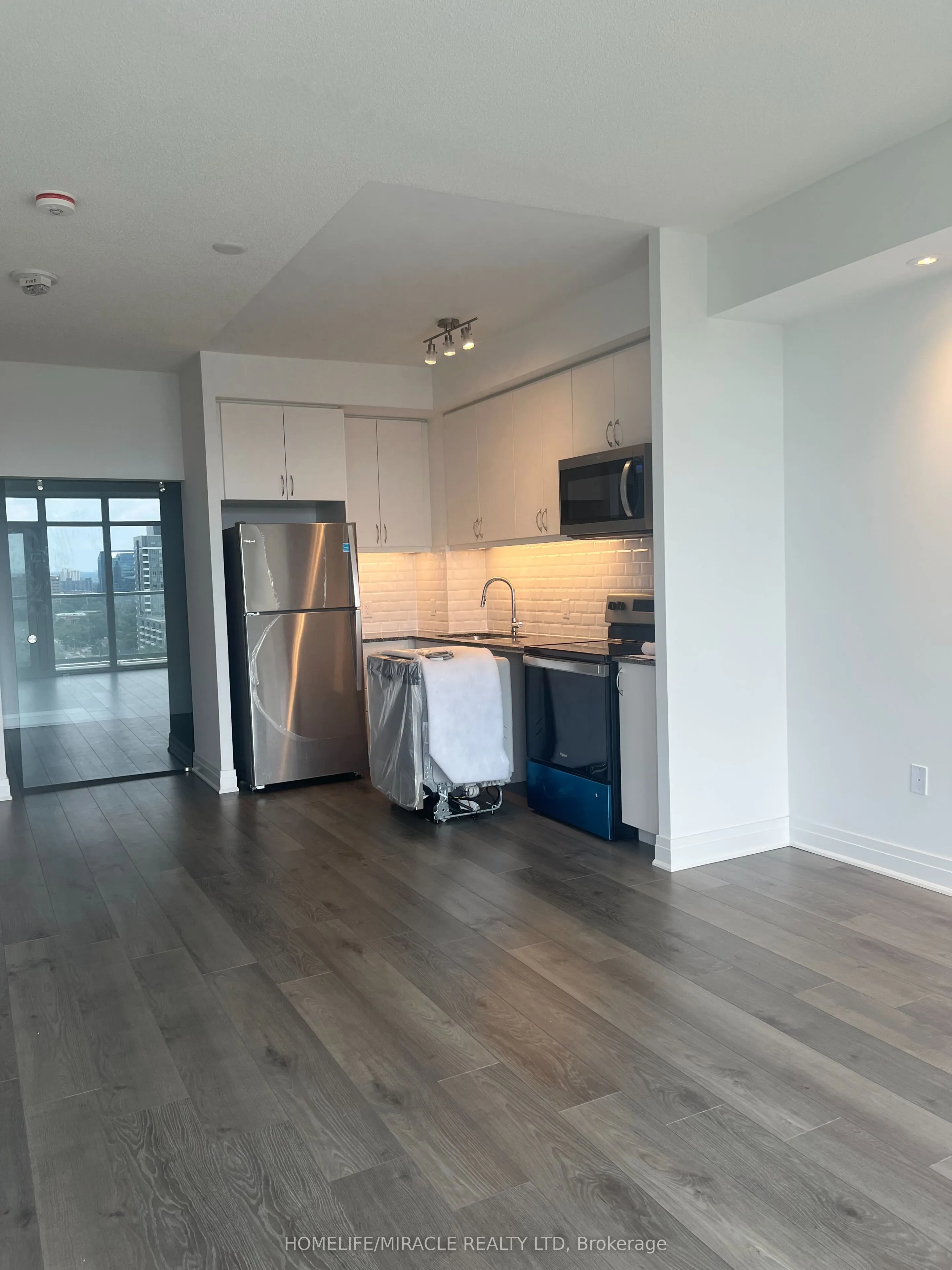 3220 Sheppard Avenue, #1401