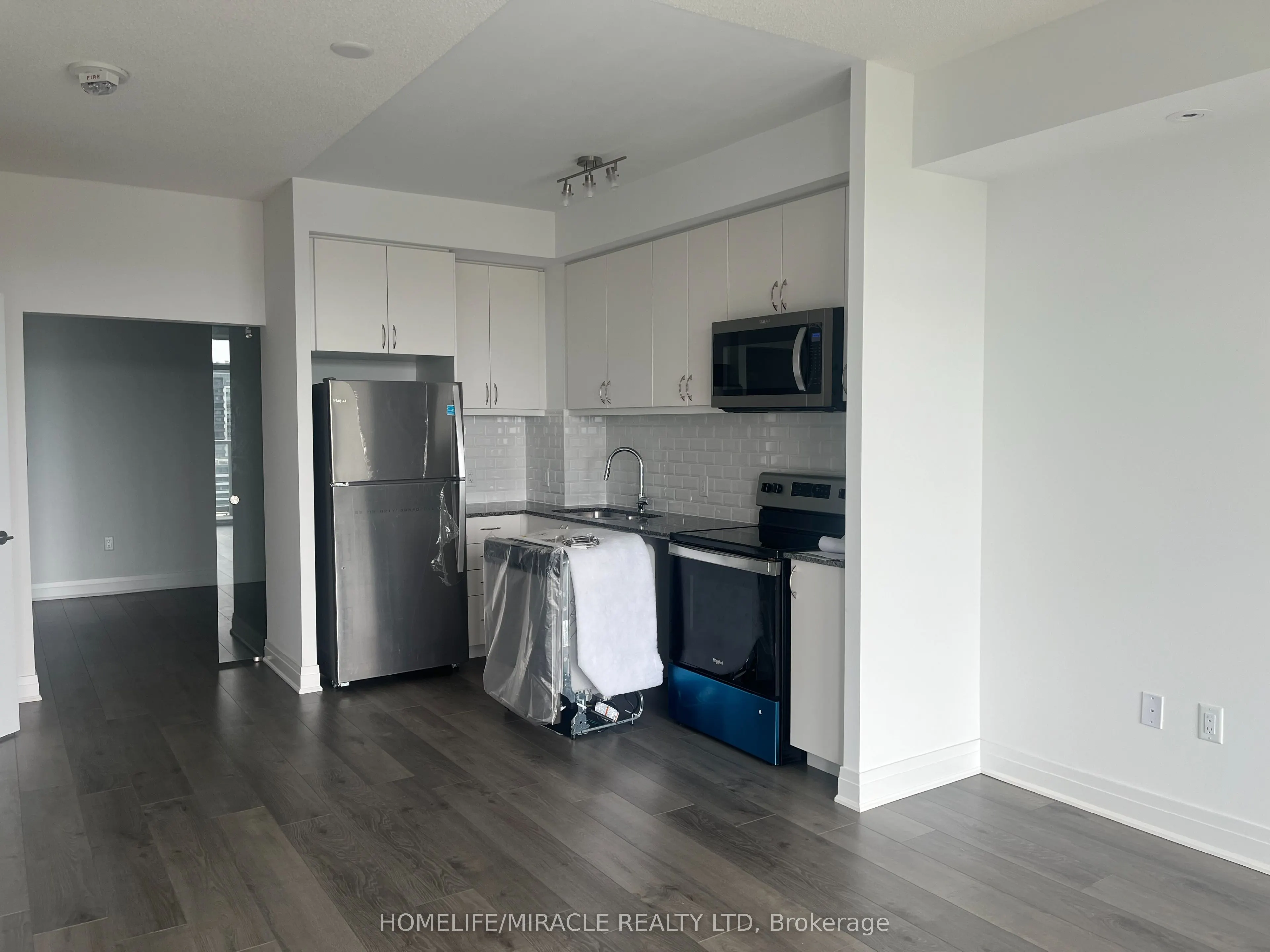 3220 Sheppard Avenue, #1401