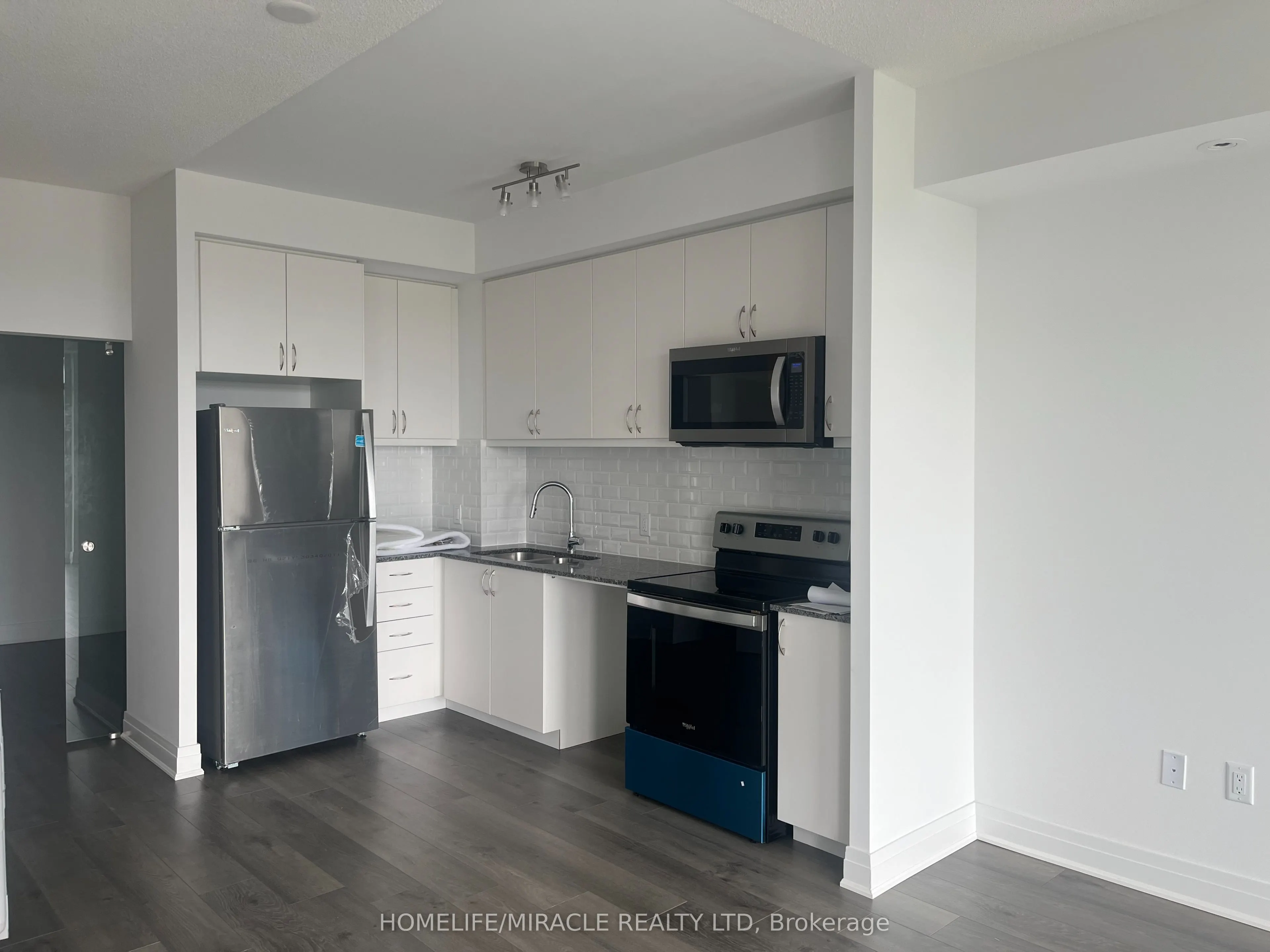 3220 Sheppard Avenue, #1401