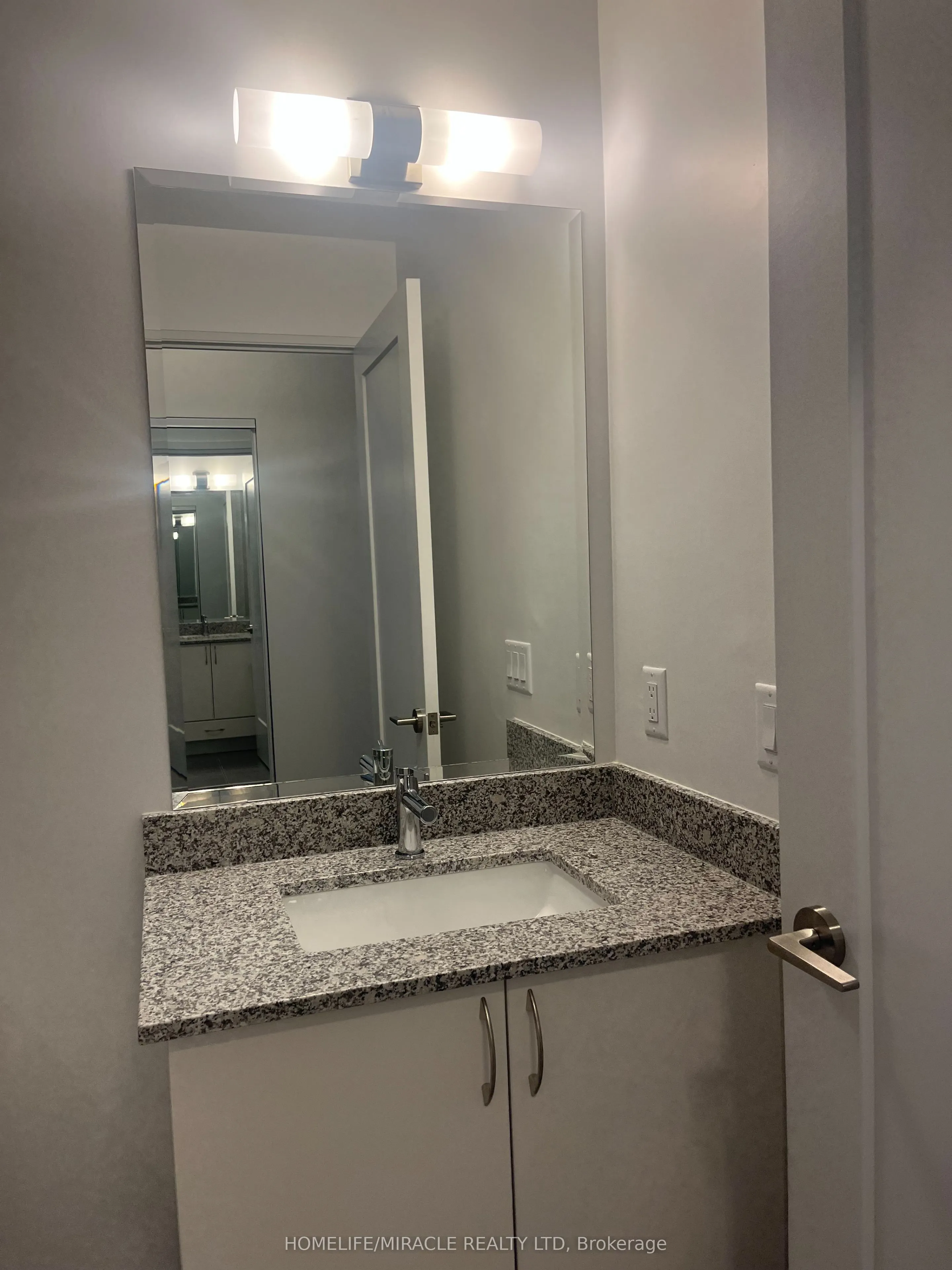 3220 Sheppard Avenue, #1401