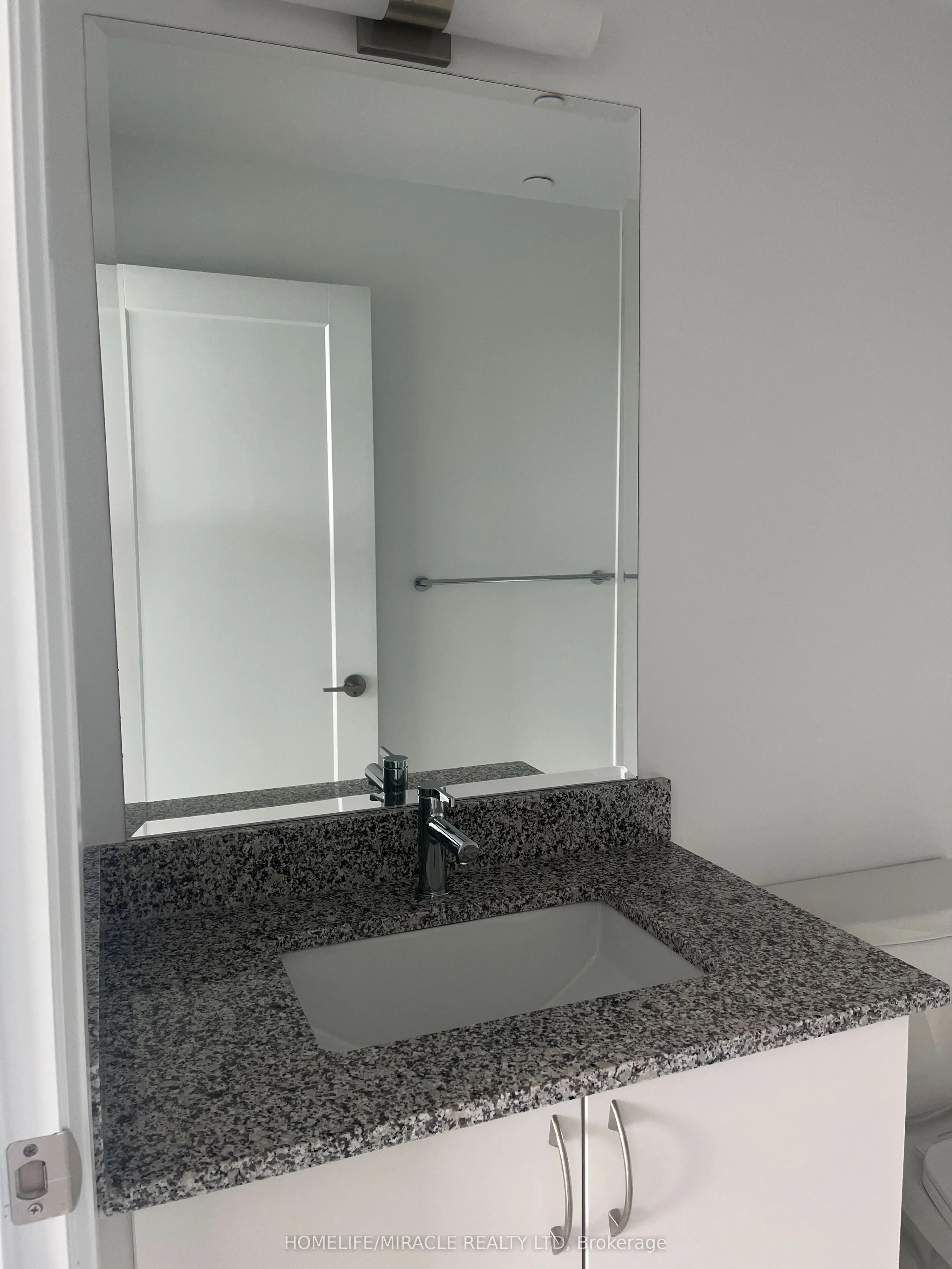 3220 Sheppard Avenue, #1401