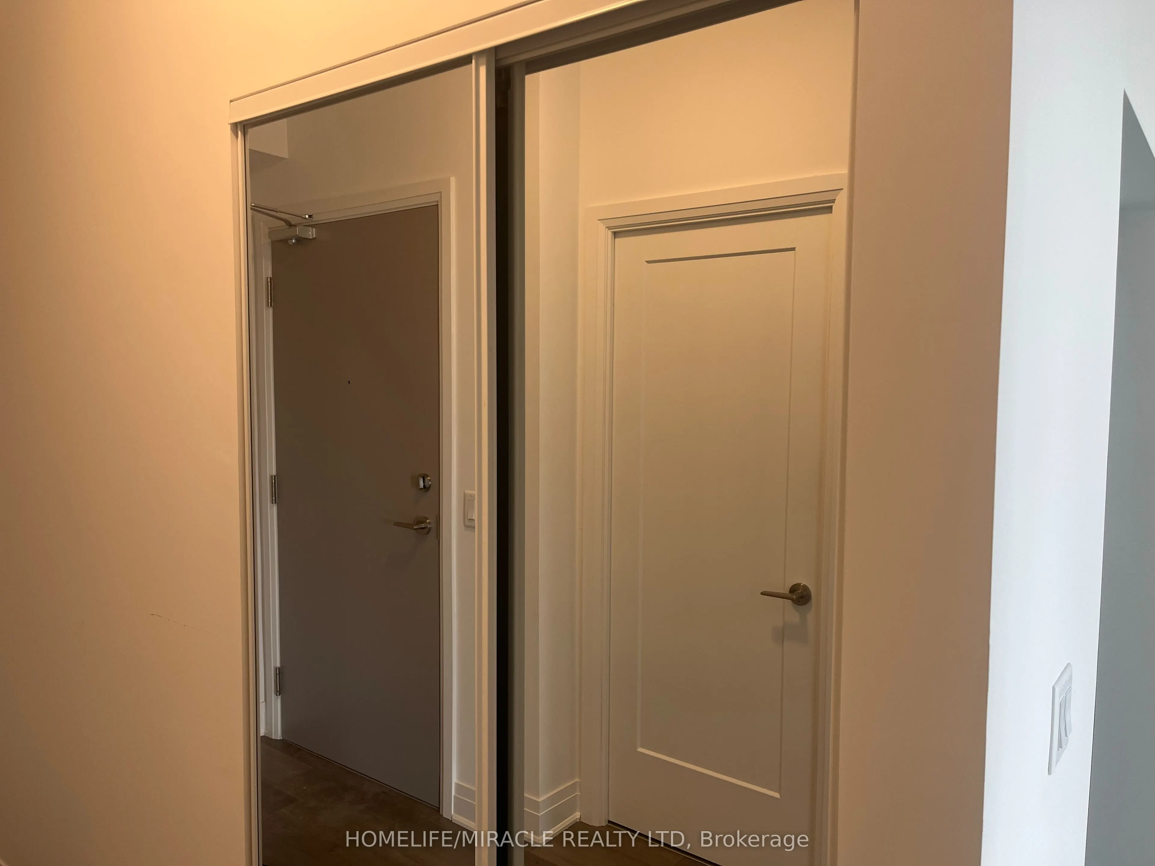 3220 Sheppard Avenue, #1401