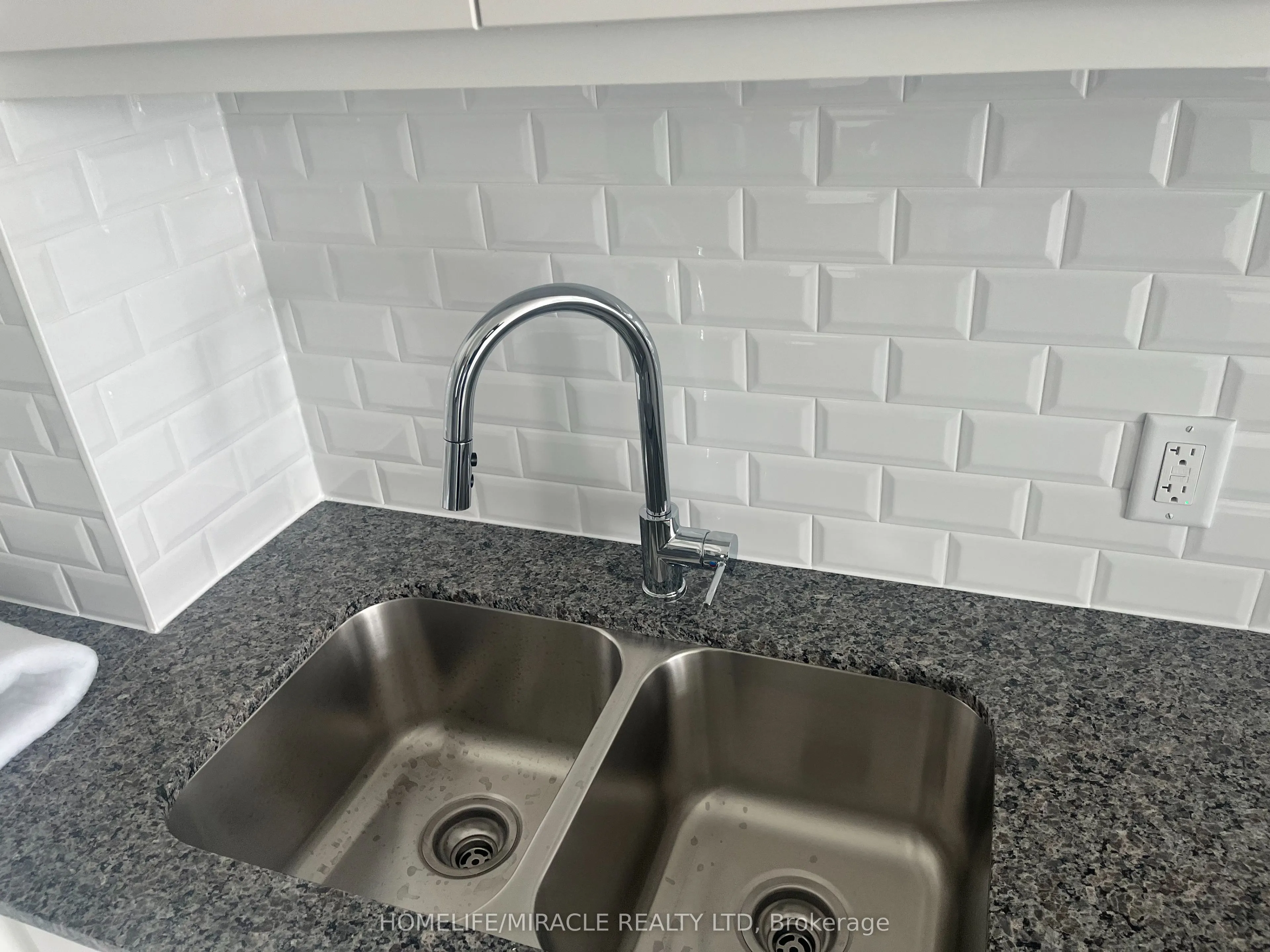 3220 Sheppard Avenue, #1401