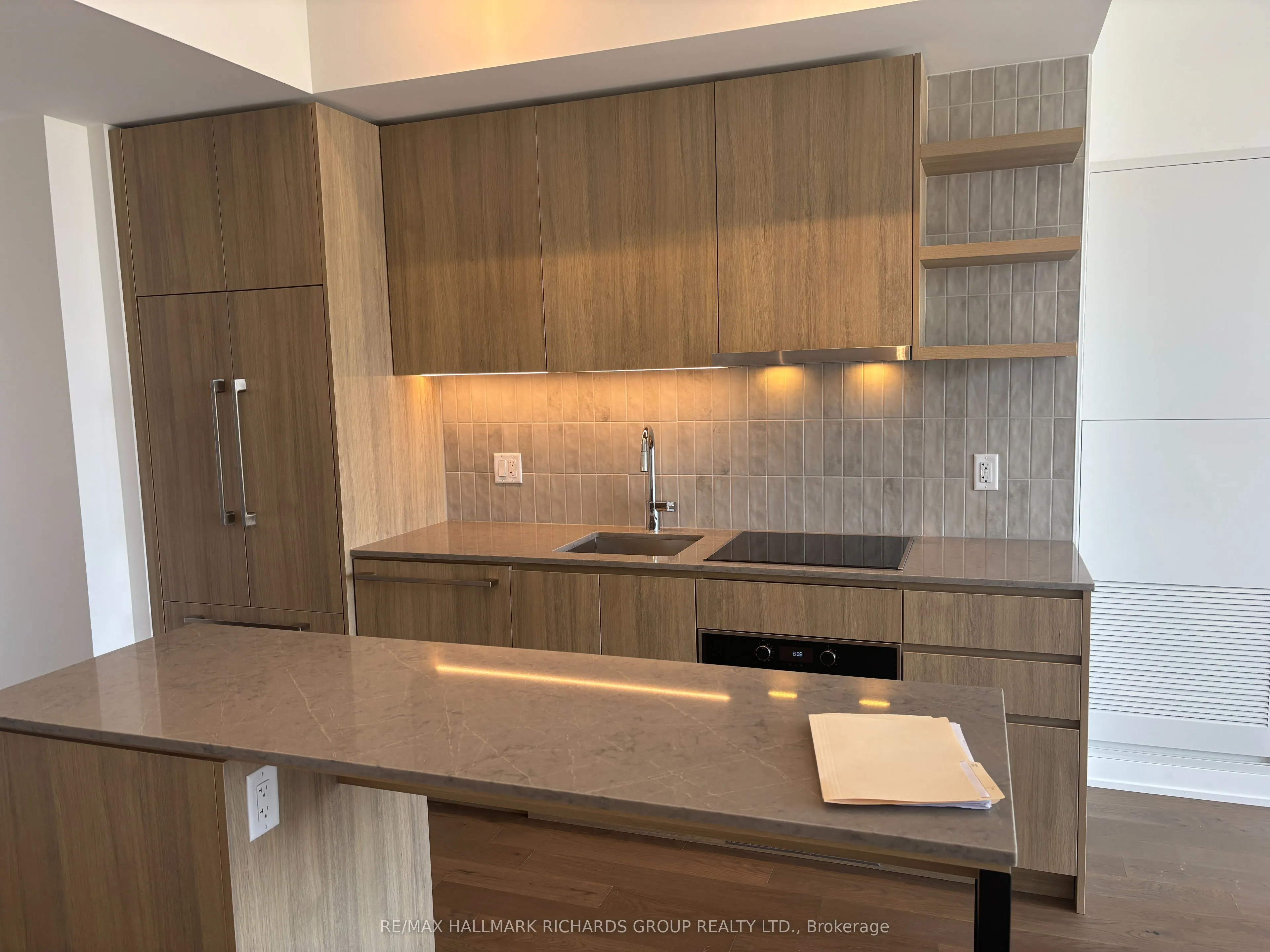 1161 Kingston Road, #605