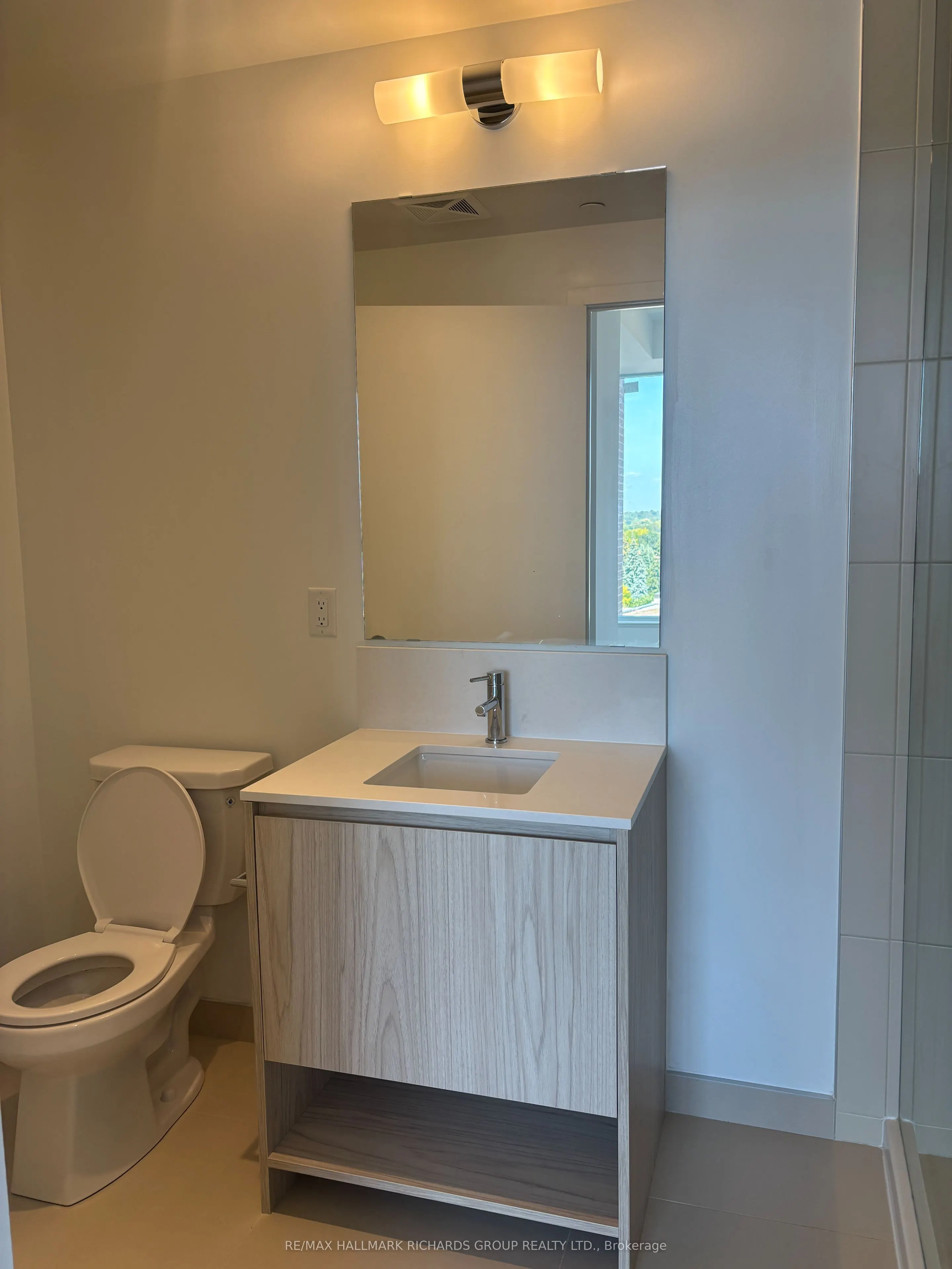 1161 Kingston Road, #605