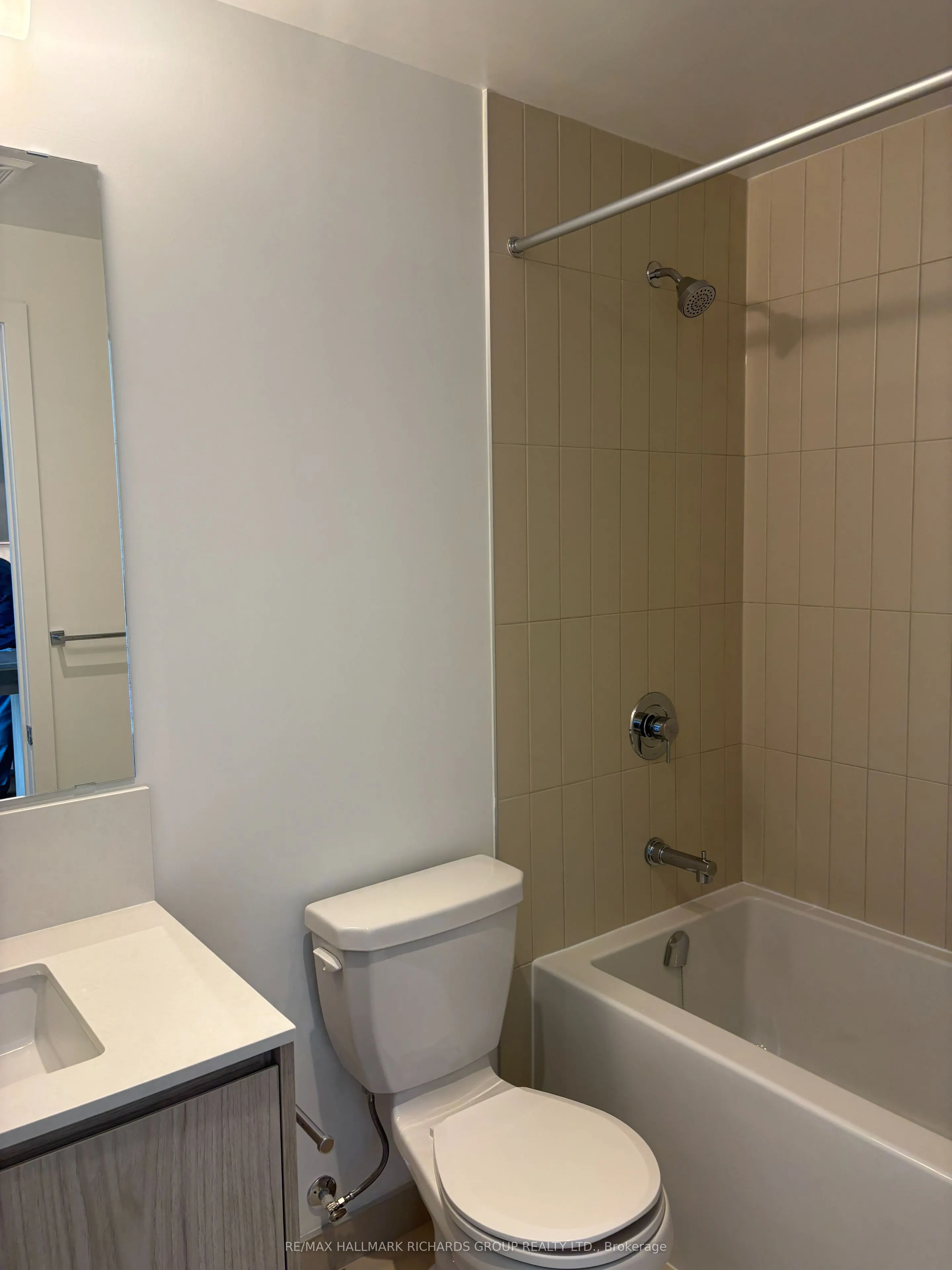 1161 Kingston Road, #605