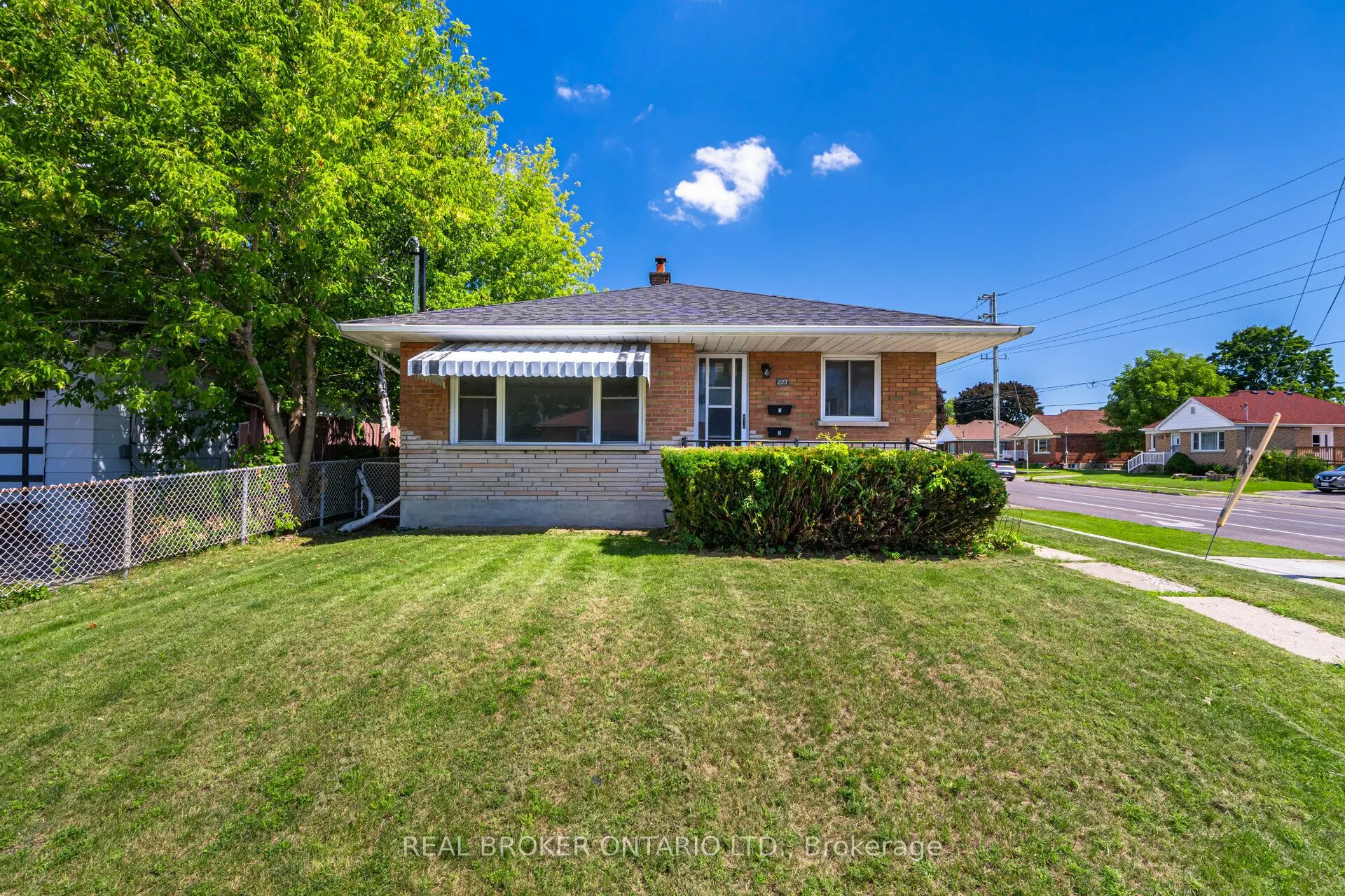 227 Stevenson Road N, #MAIN