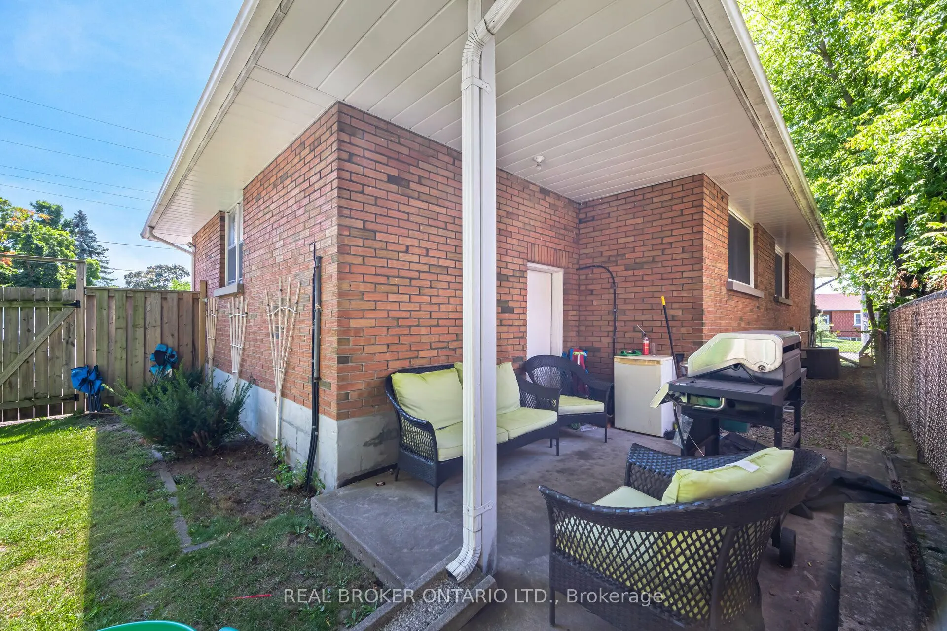 227 Stevenson Road N, #MAIN