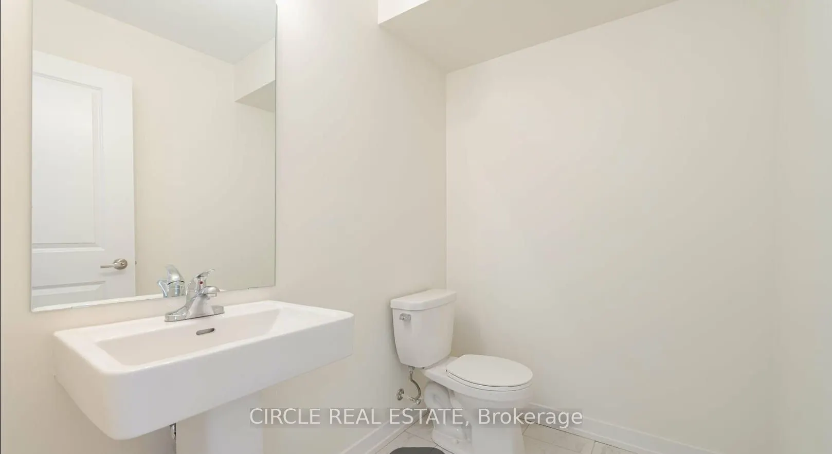 2594 Castlegate Crossing