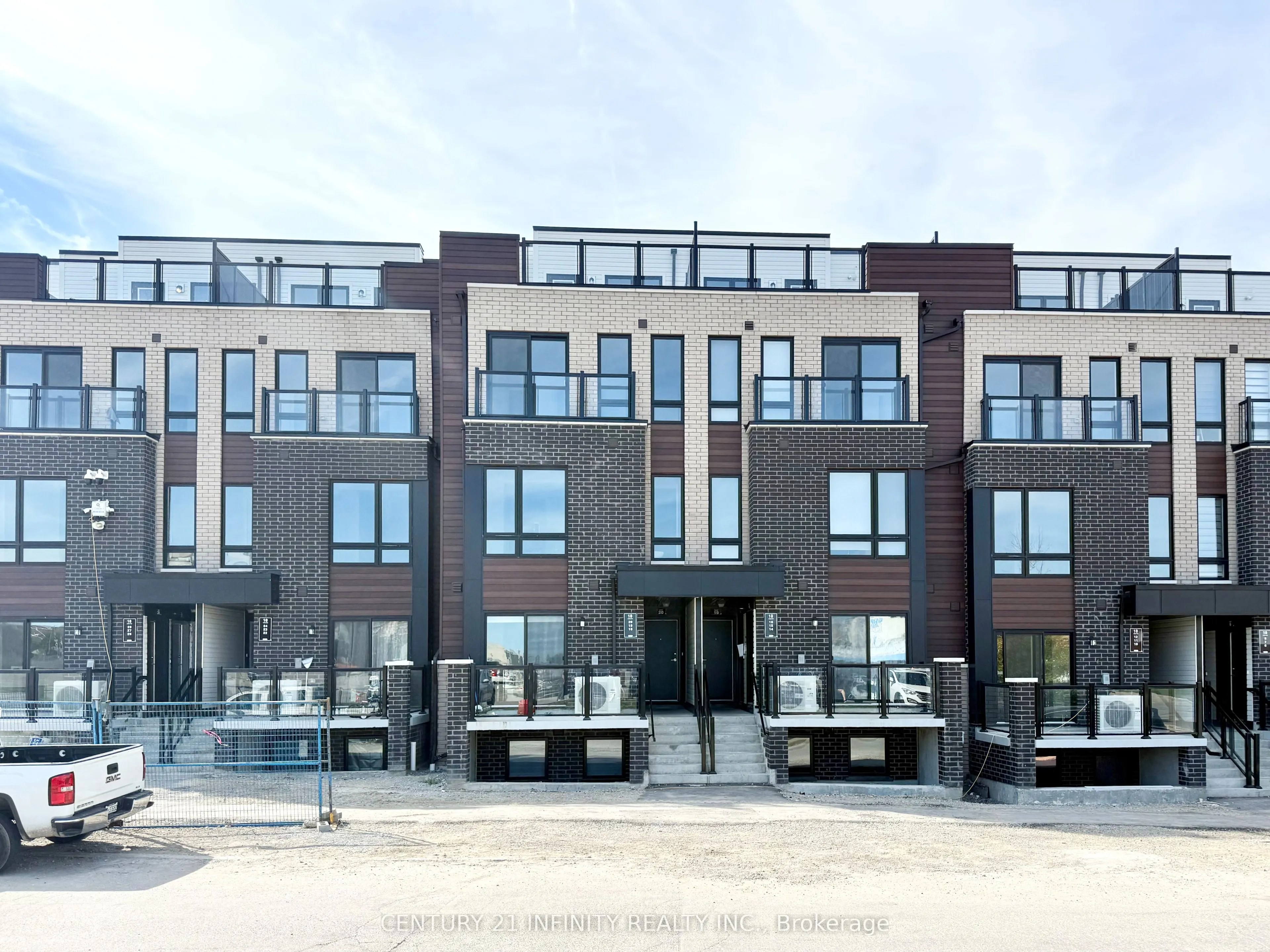 10 Liben Way, #18