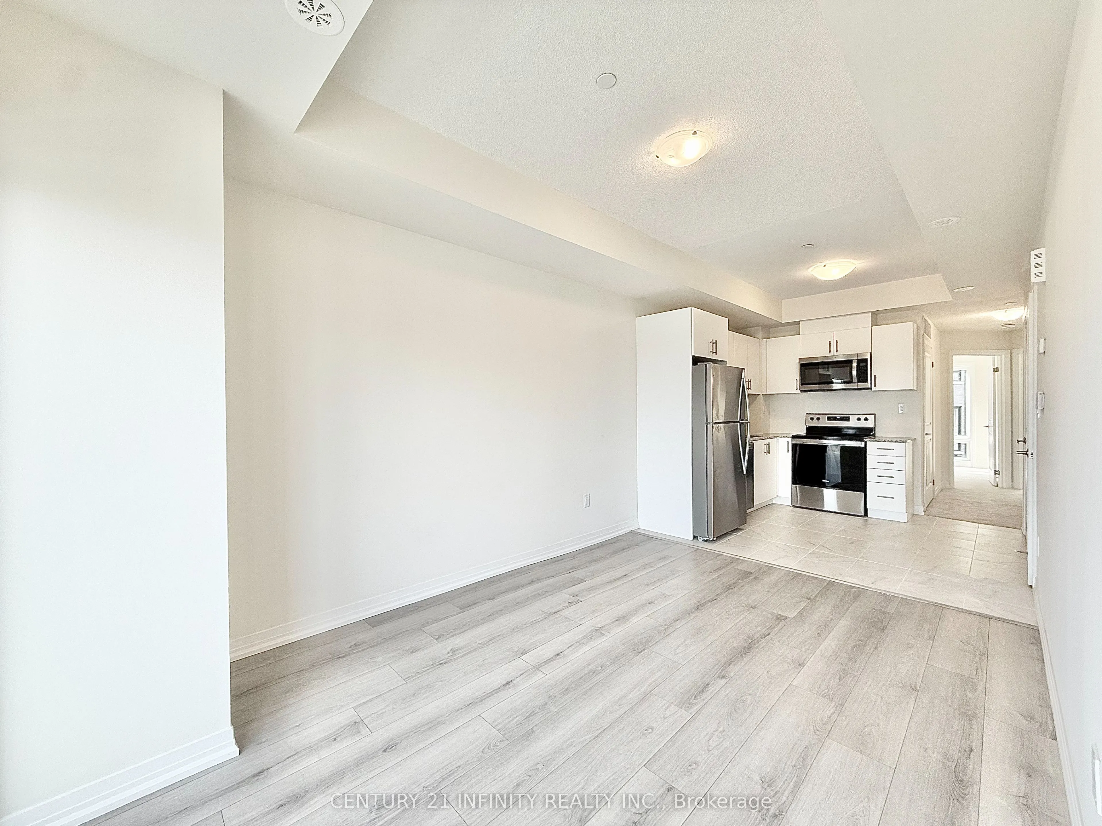 10 Liben Way, #18