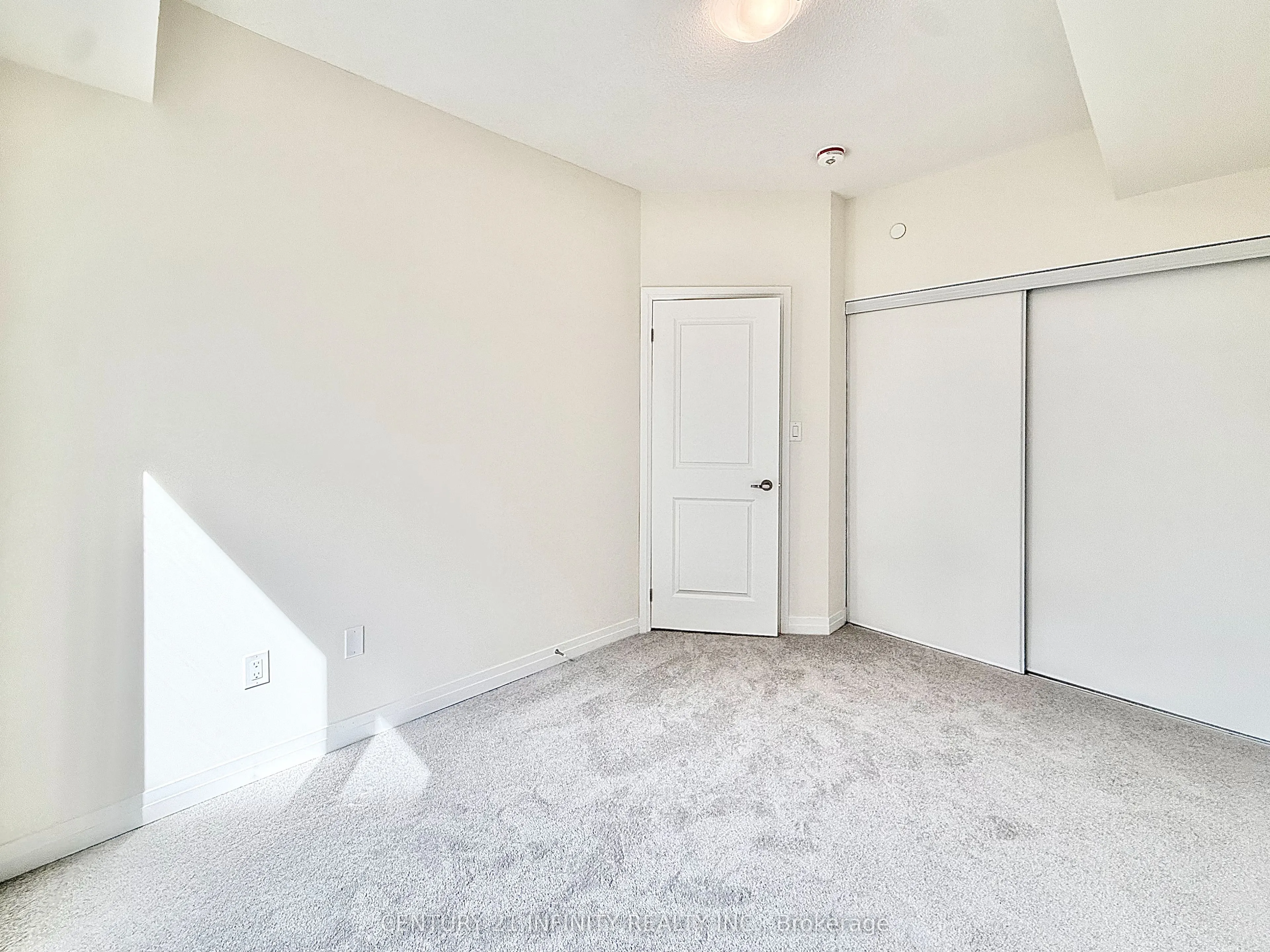 10 Liben Way, #18