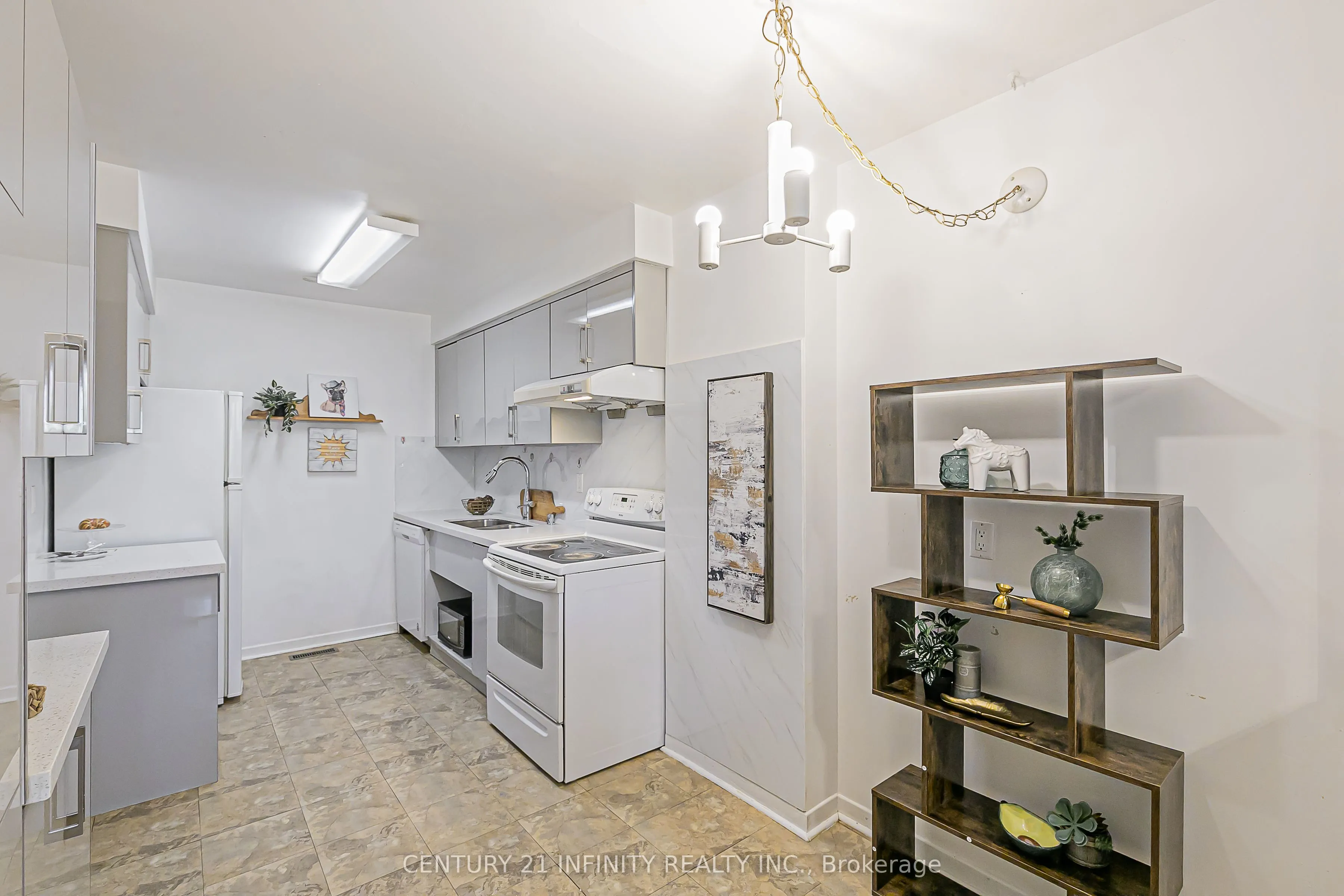 3000 Midland Avenue, #30