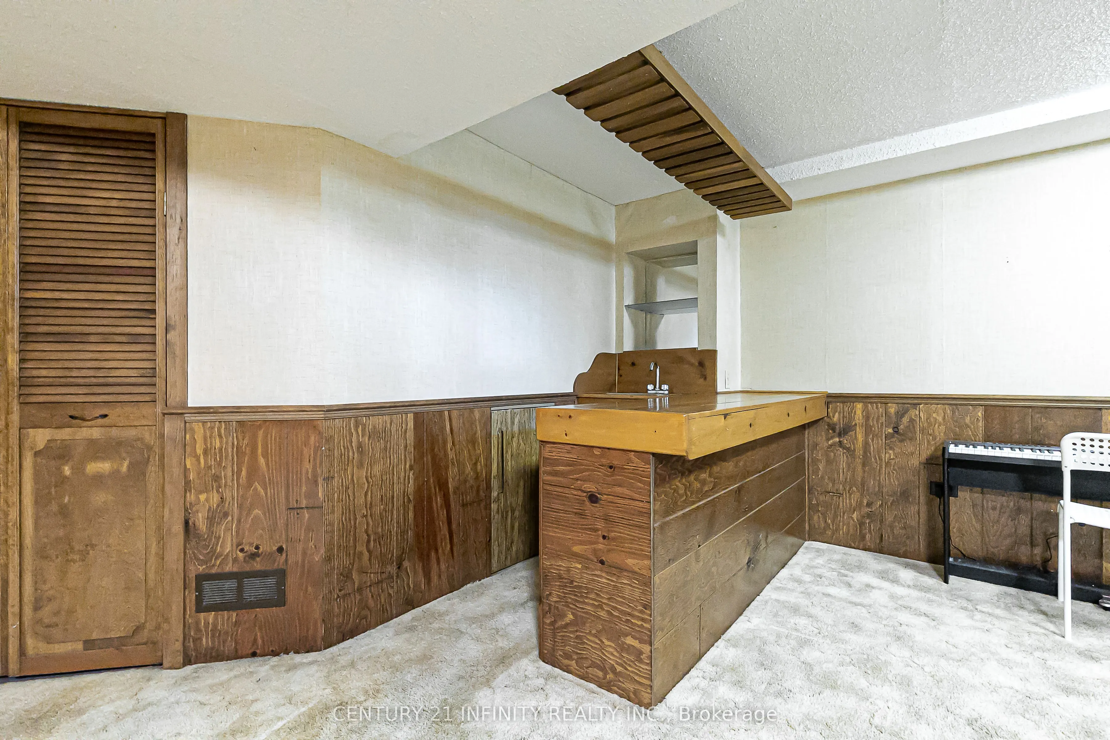3000 Midland Avenue, #30