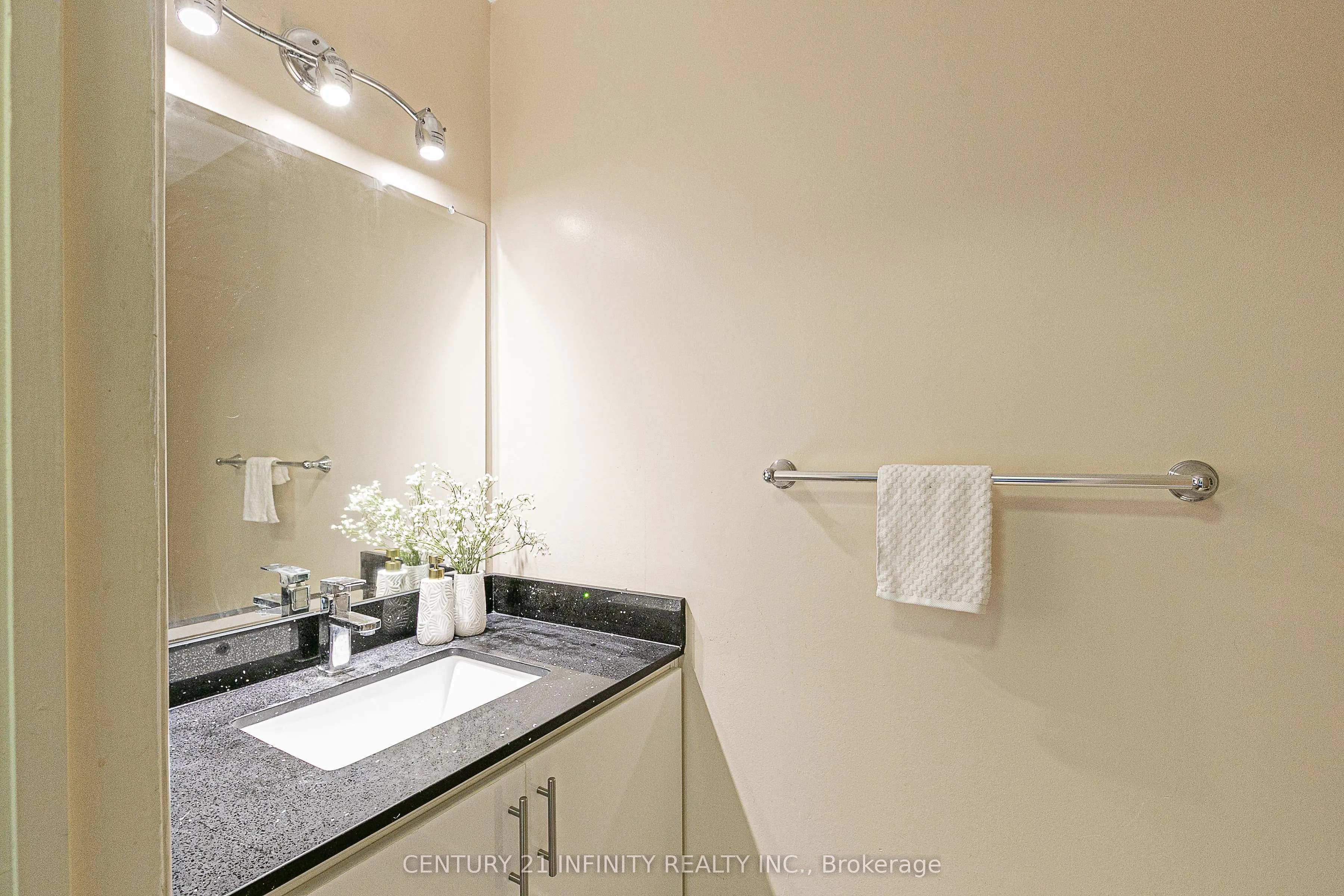 3000 Midland Avenue, #30