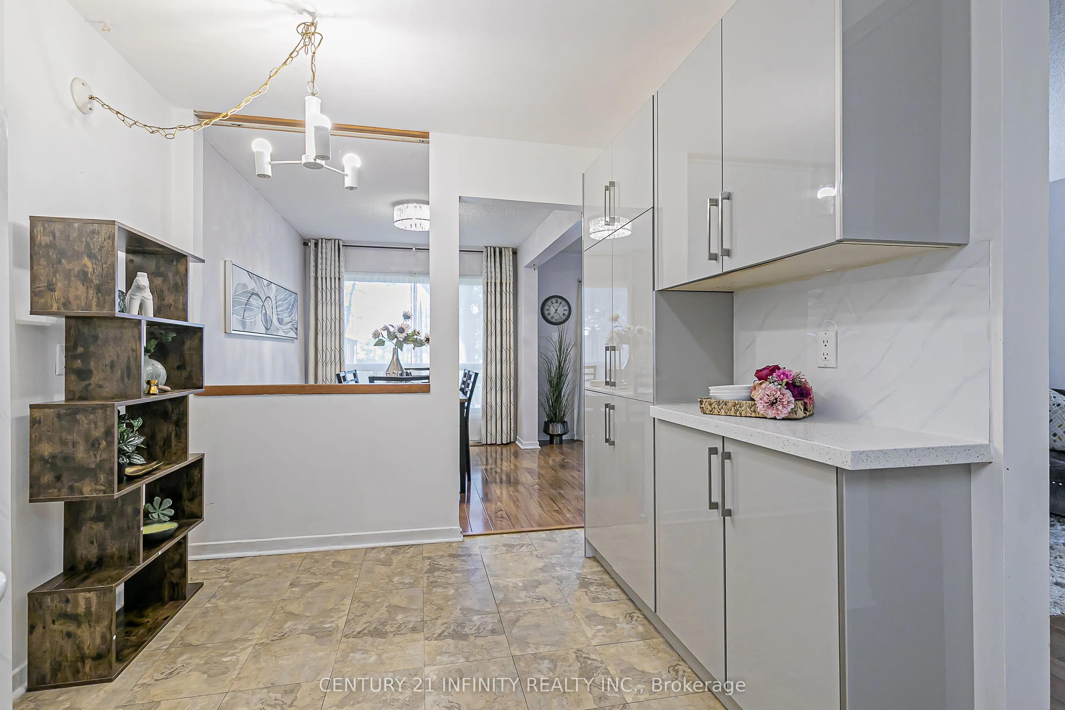 3000 Midland Avenue, #30