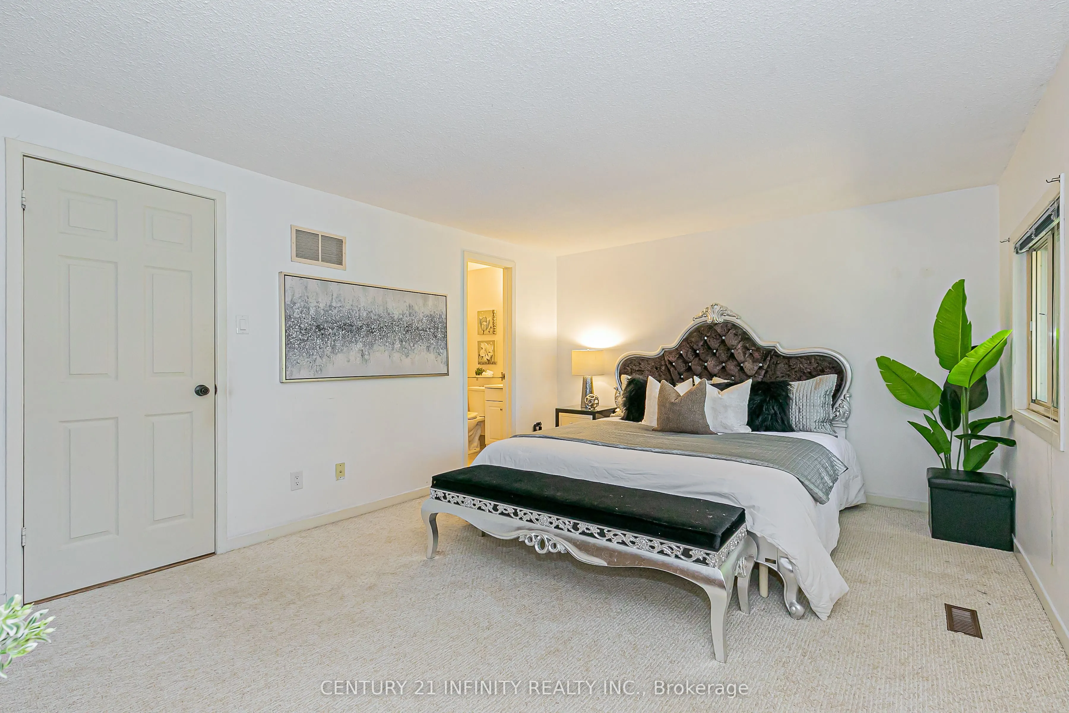 3000 Midland Avenue, #30