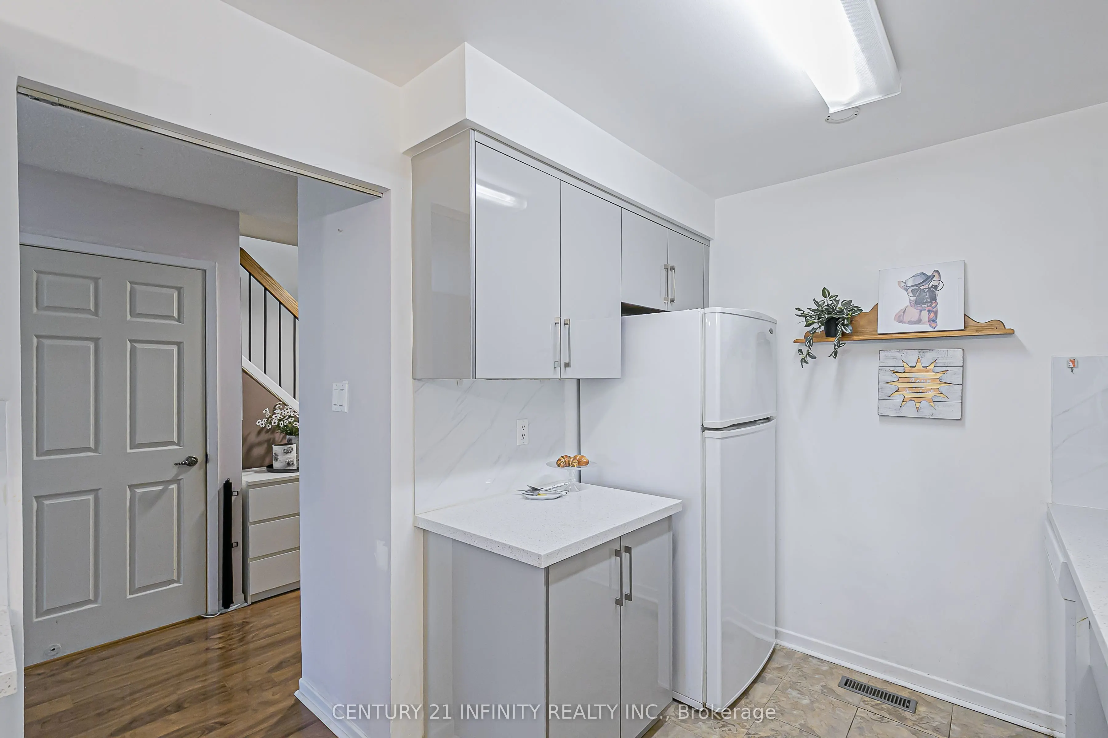 3000 Midland Avenue, #30