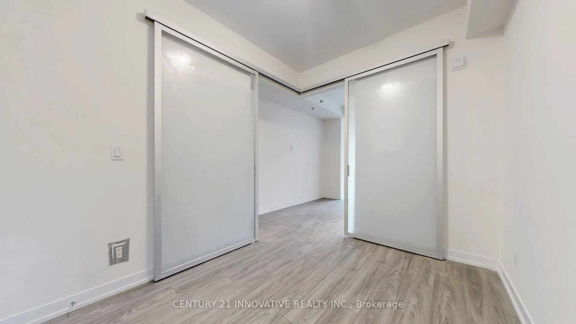 90 Glen Everest Road, #204