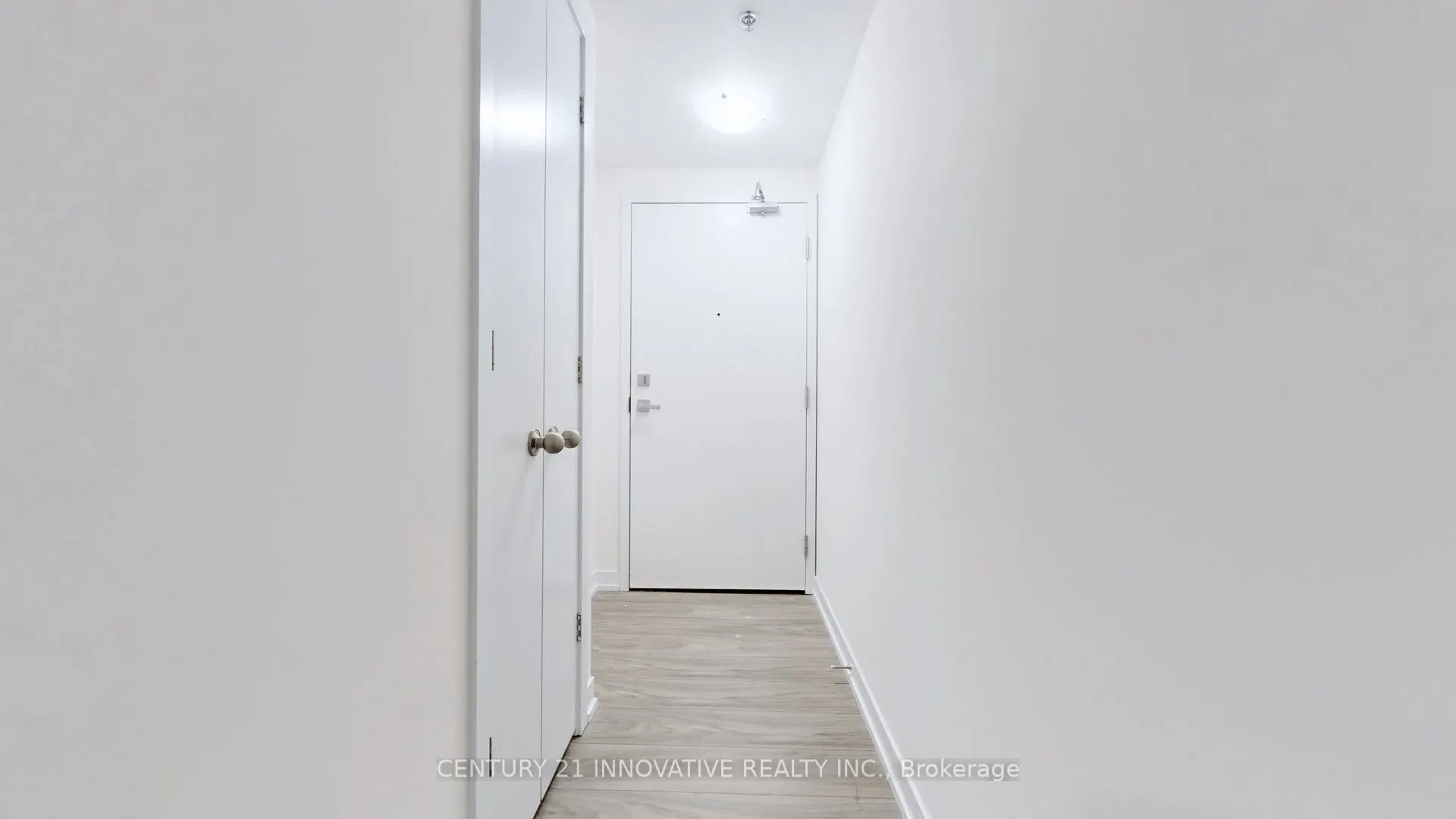 90 Glen Everest Road, #204