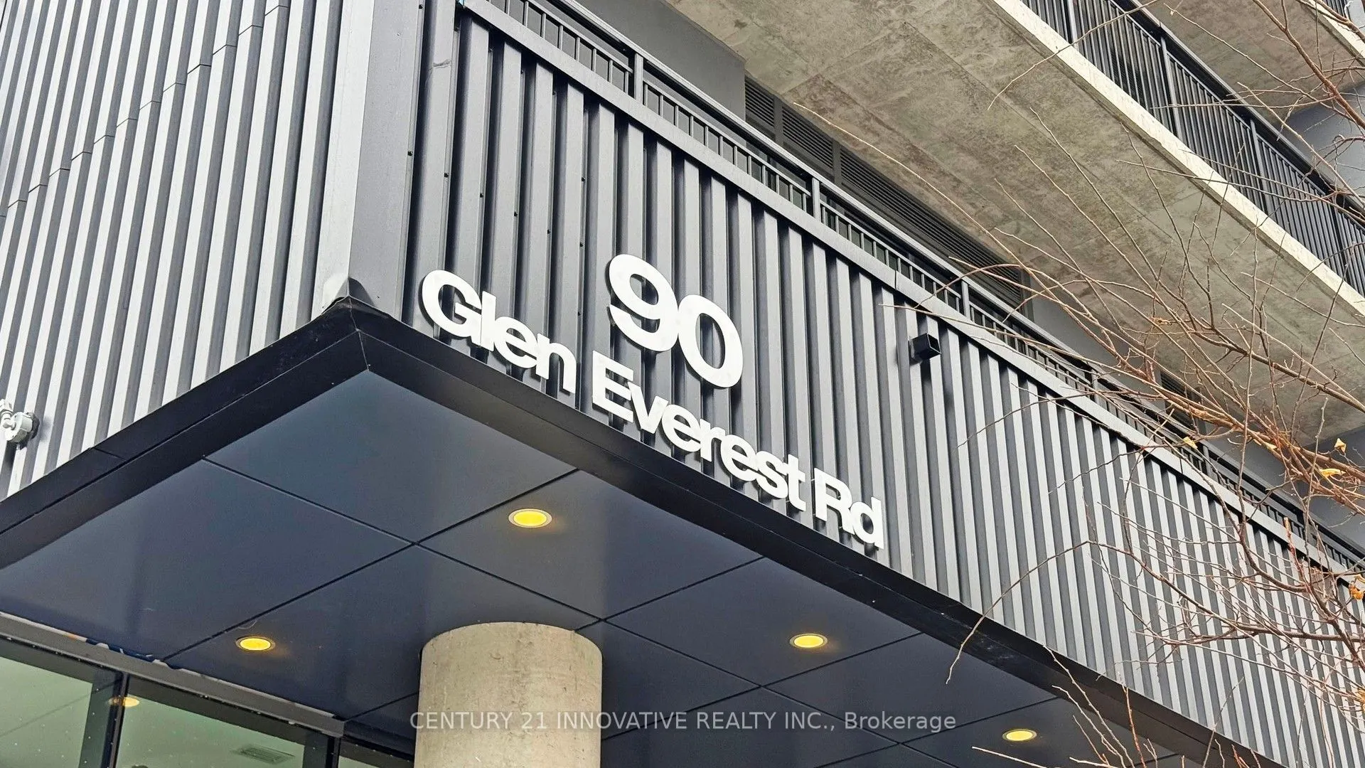 90 Glen Everest Road, #204