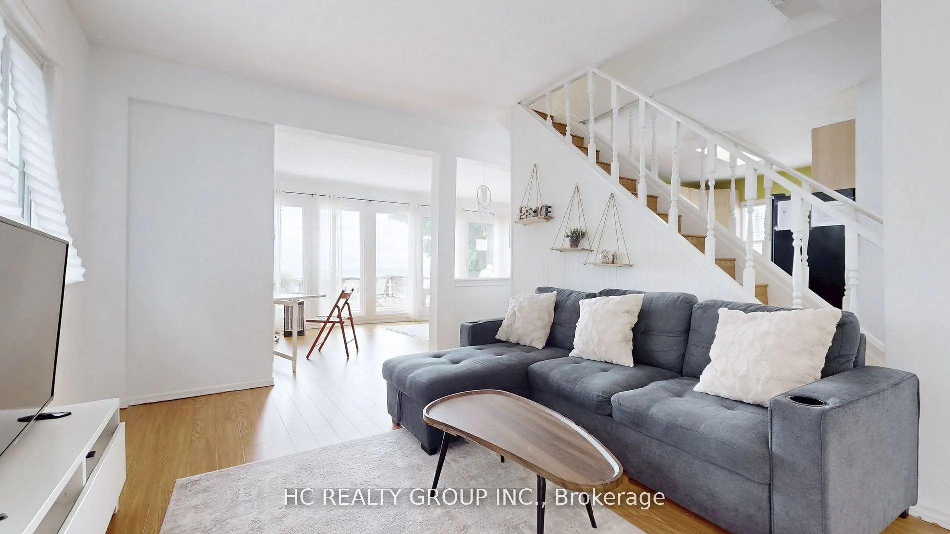 59 Muskoka Avenue, #A