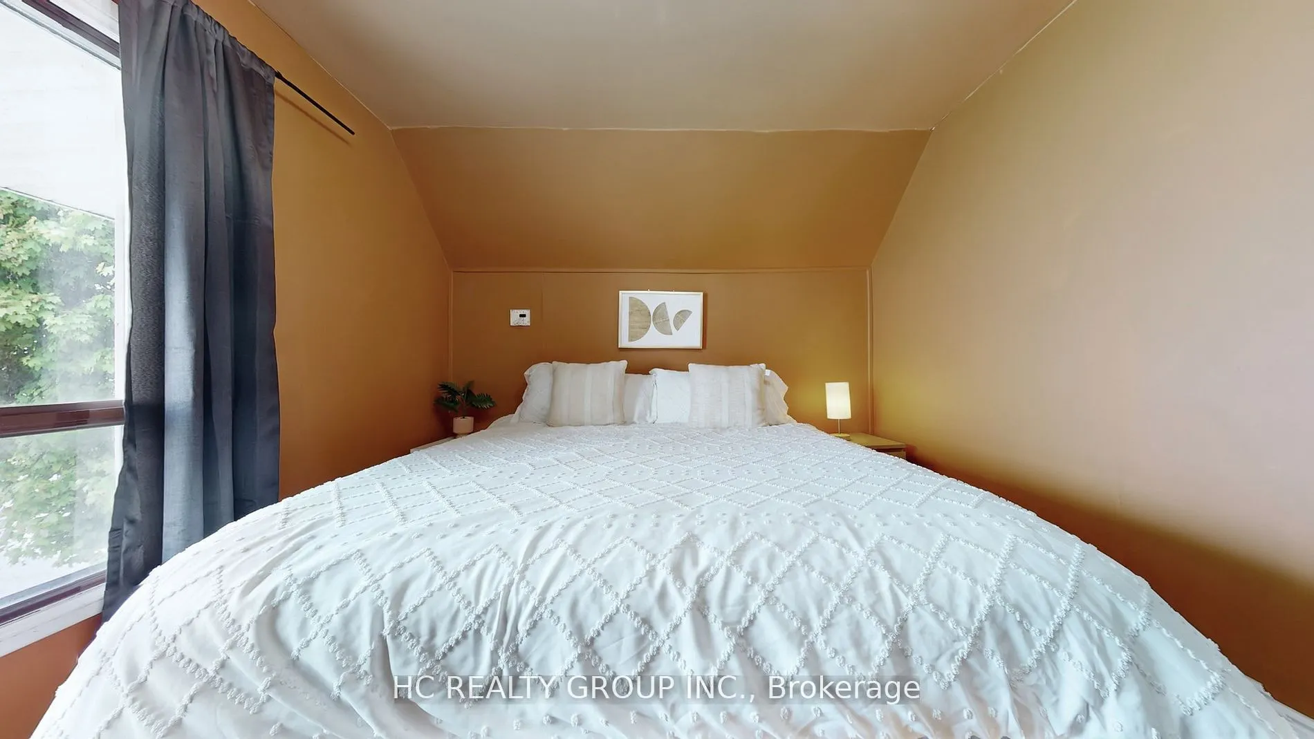59 Muskoka Avenue, #A