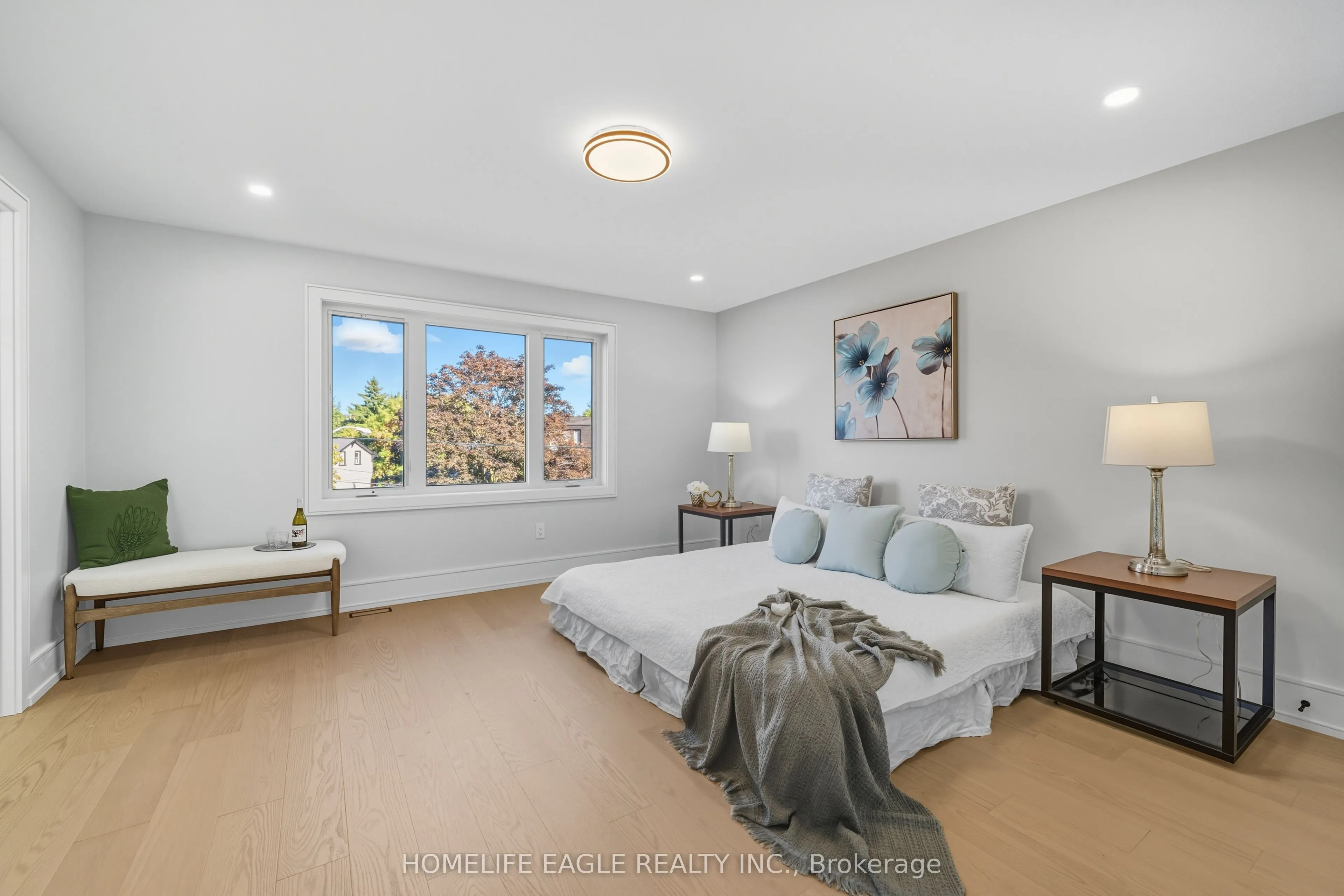 5 Atlee Avenue
