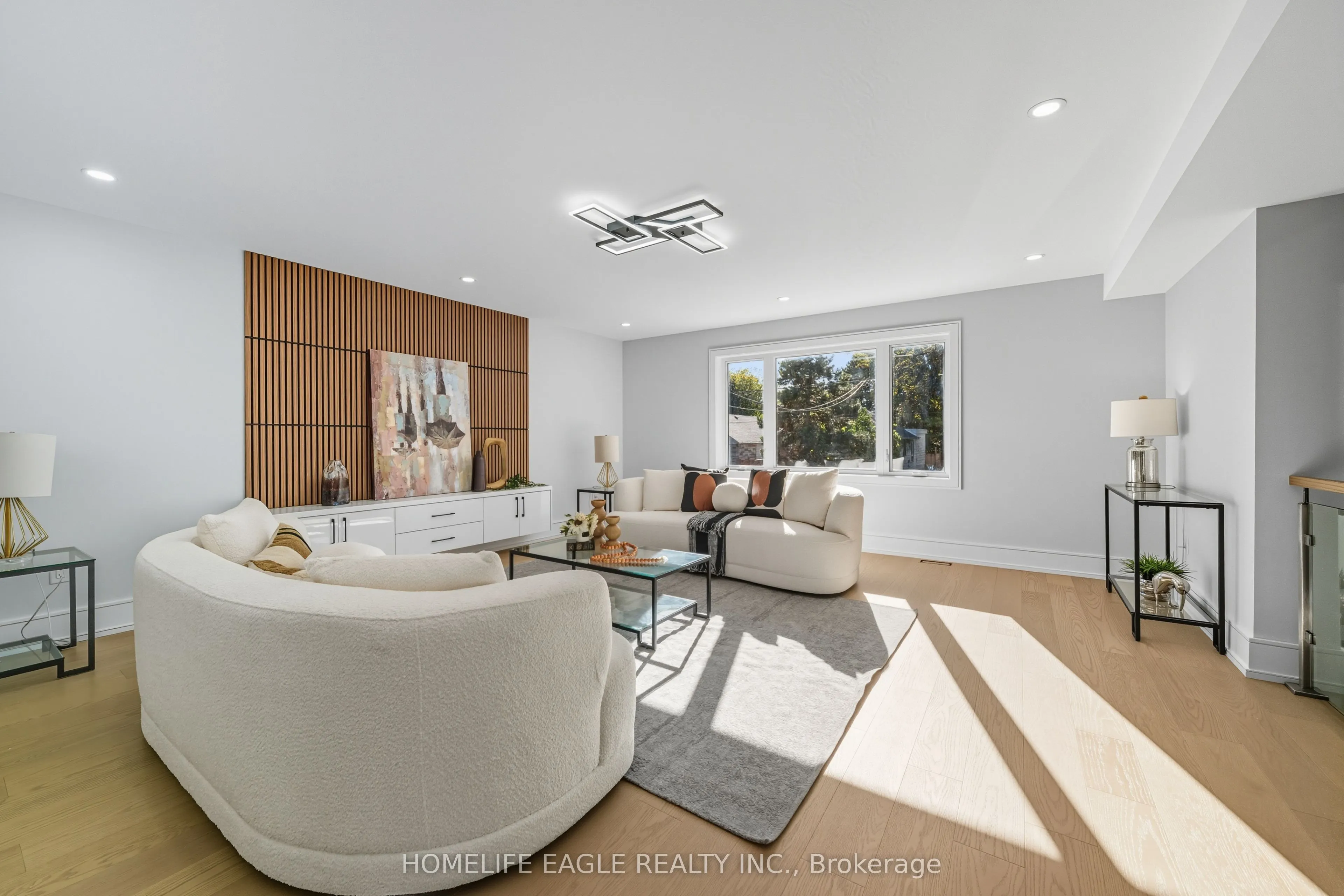 5 Atlee Avenue