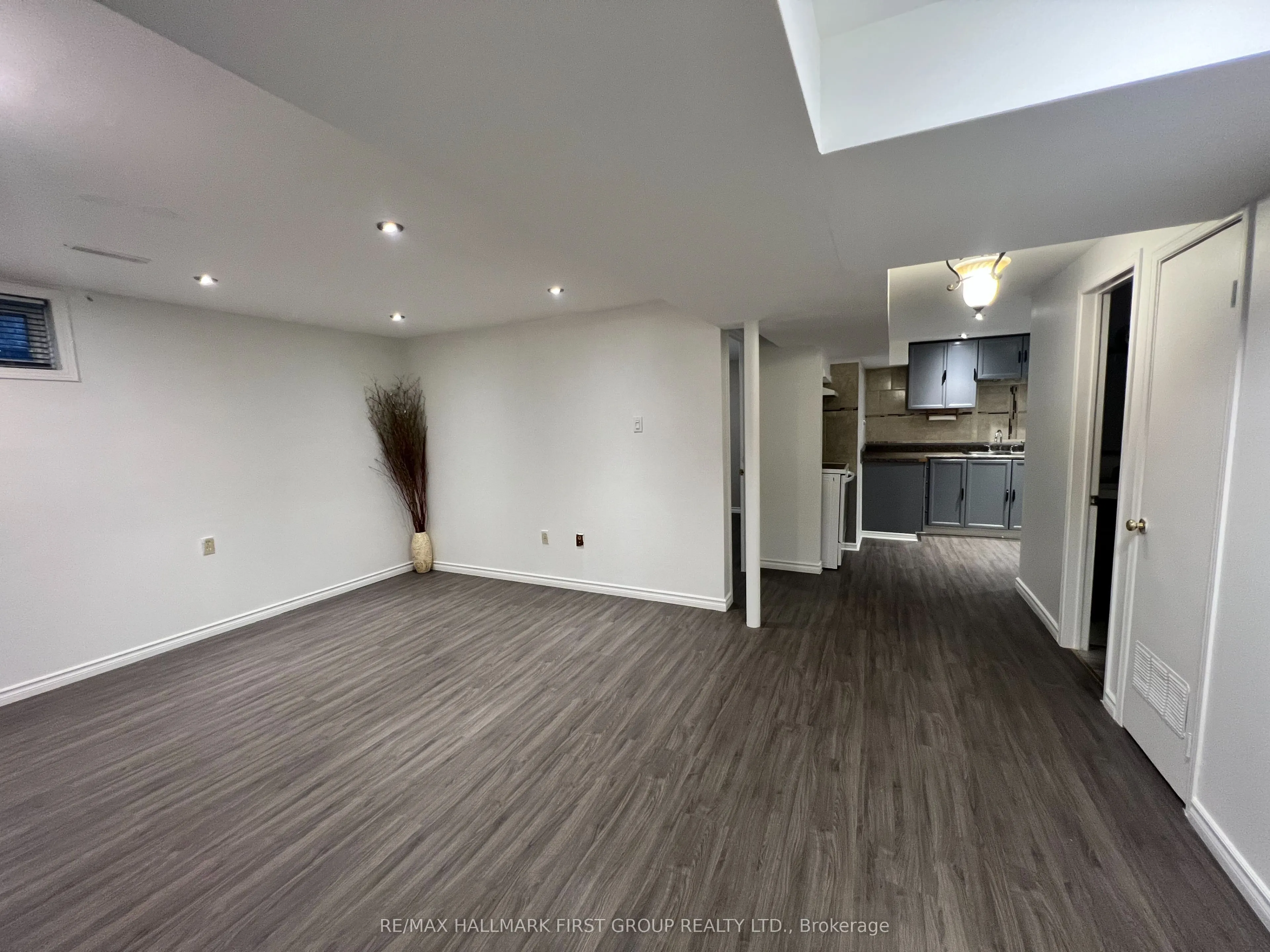 1731 Echo Point Court