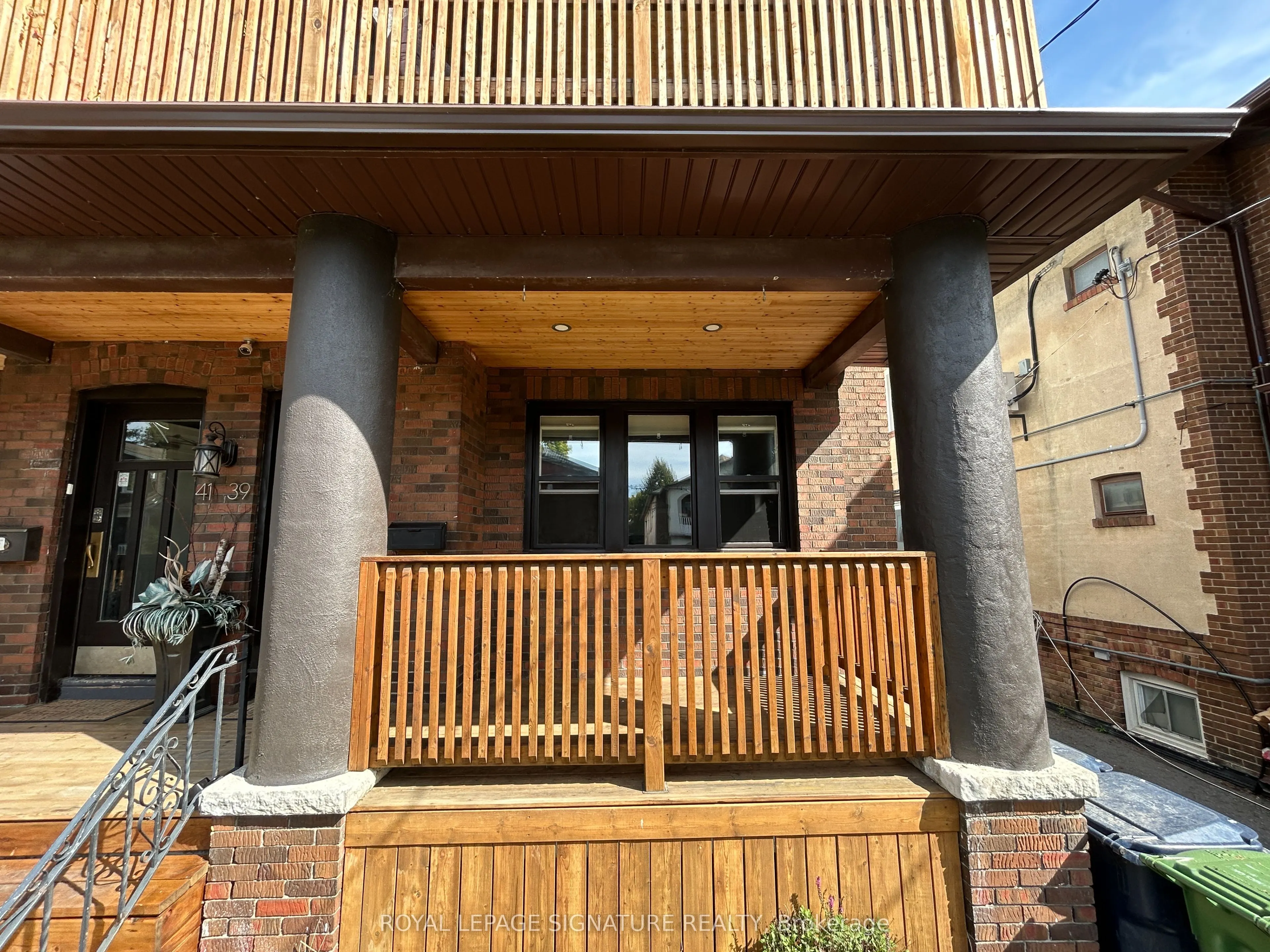 39 Scarboro Beach Boulevard, #Main