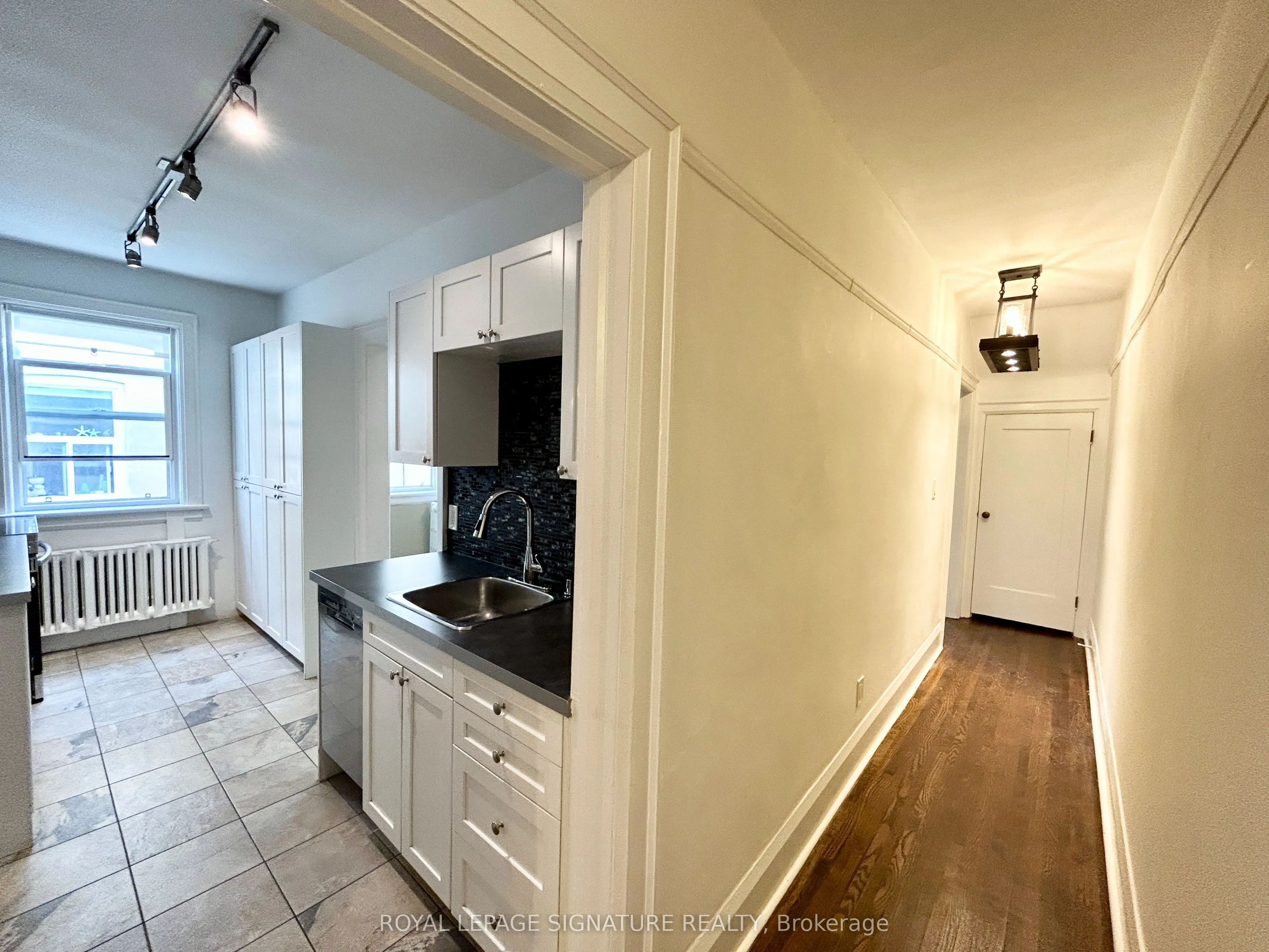 39 Scarboro Beach Boulevard, #Main