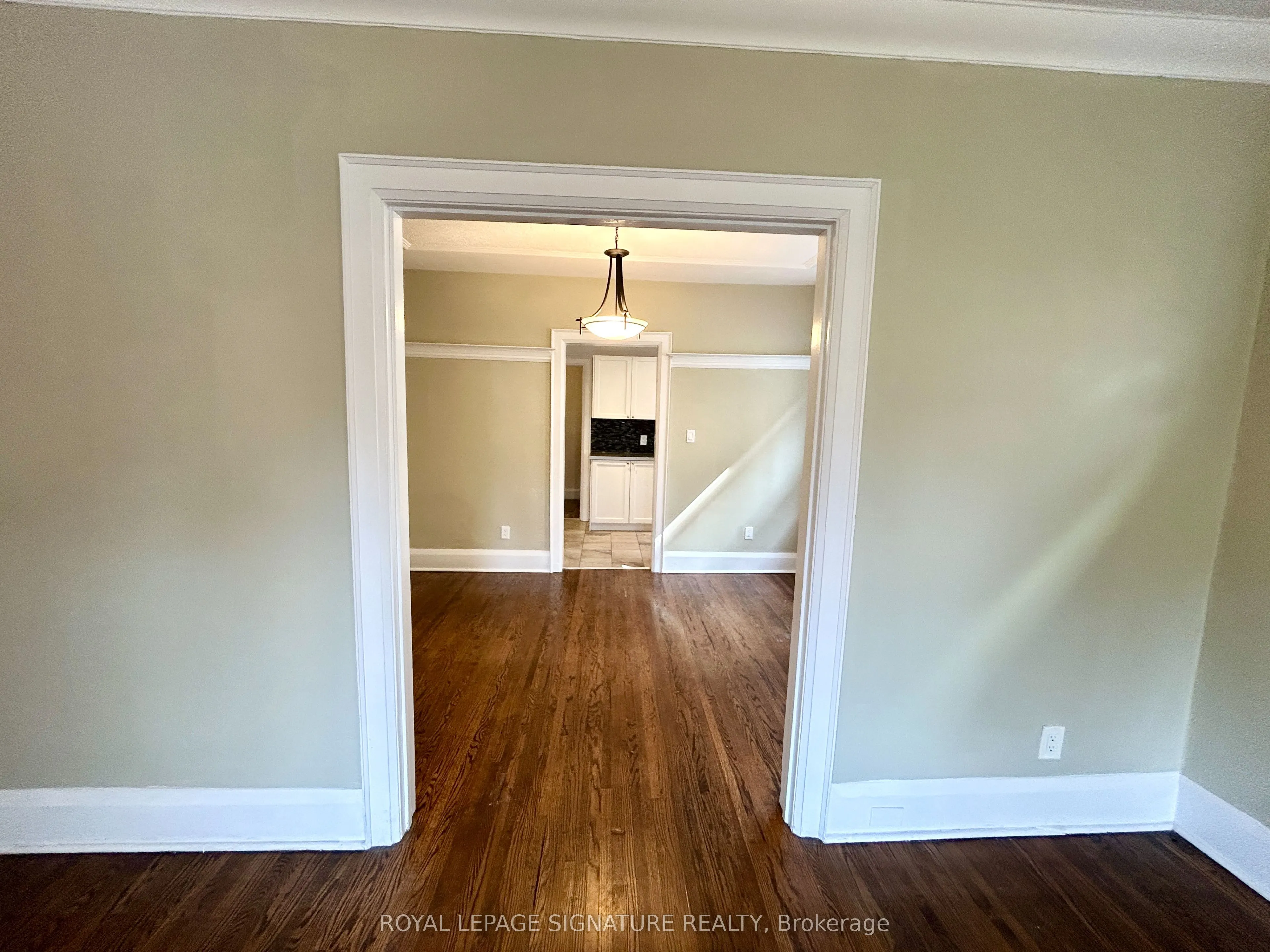 39 Scarboro Beach Boulevard, #Main